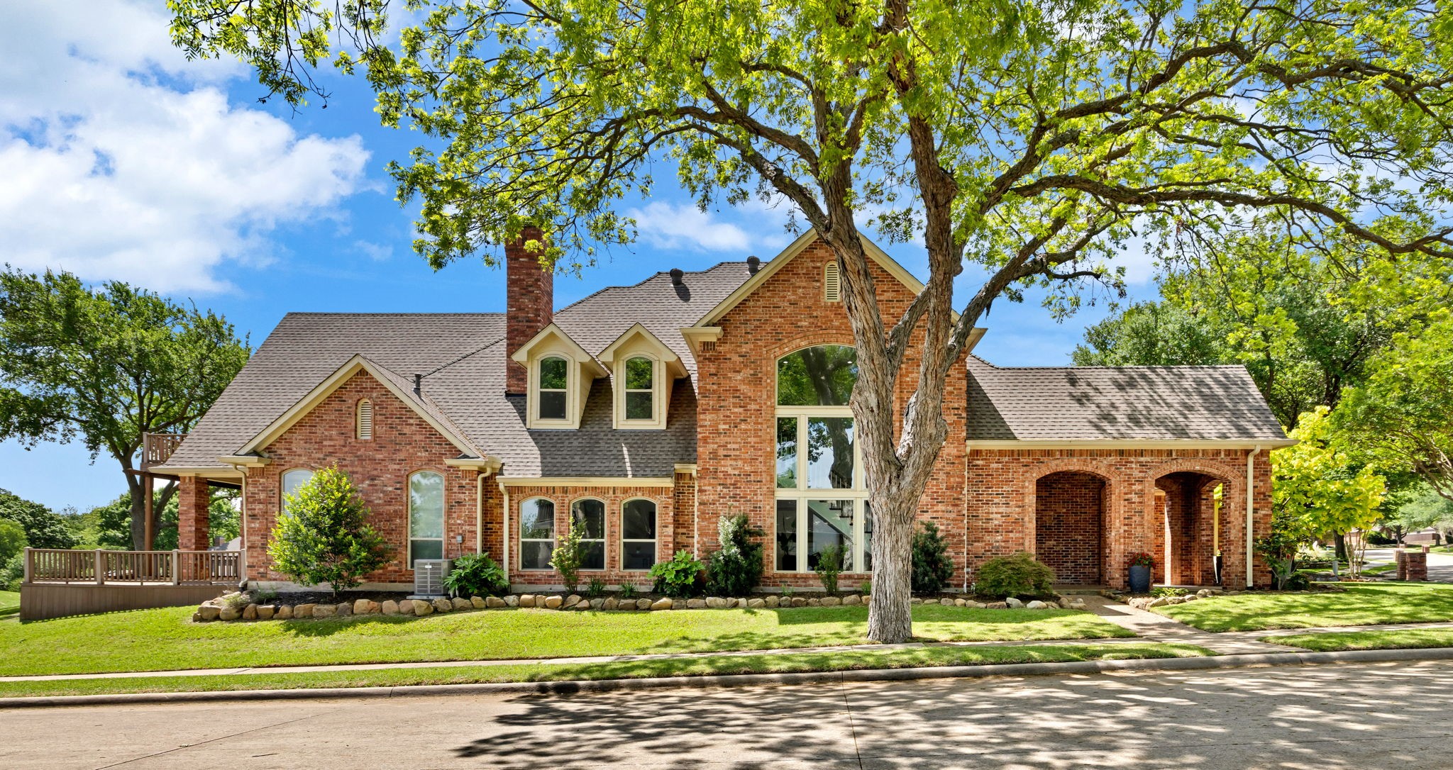 1332 Lakewood Drive