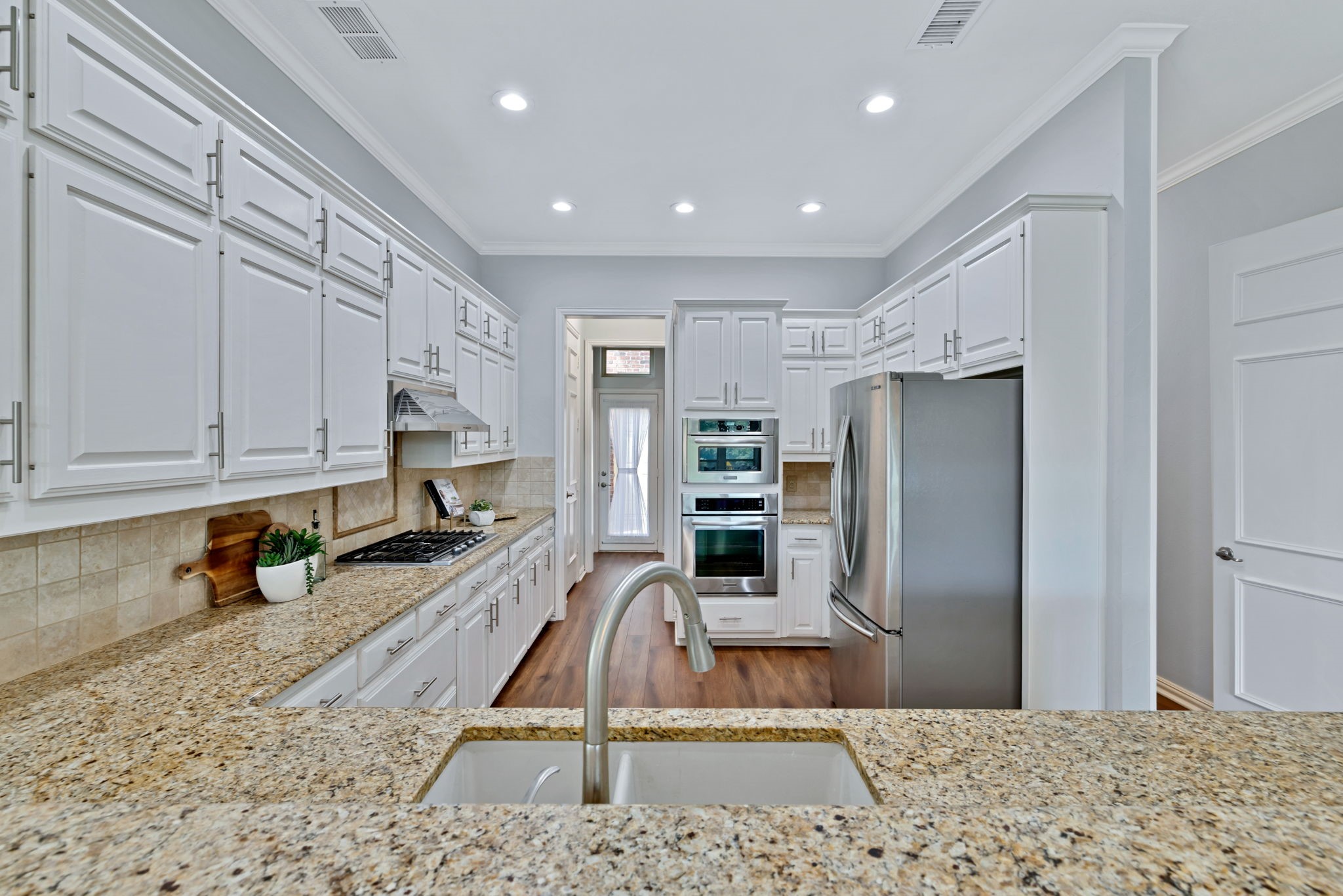 1332 Lakewood Drive