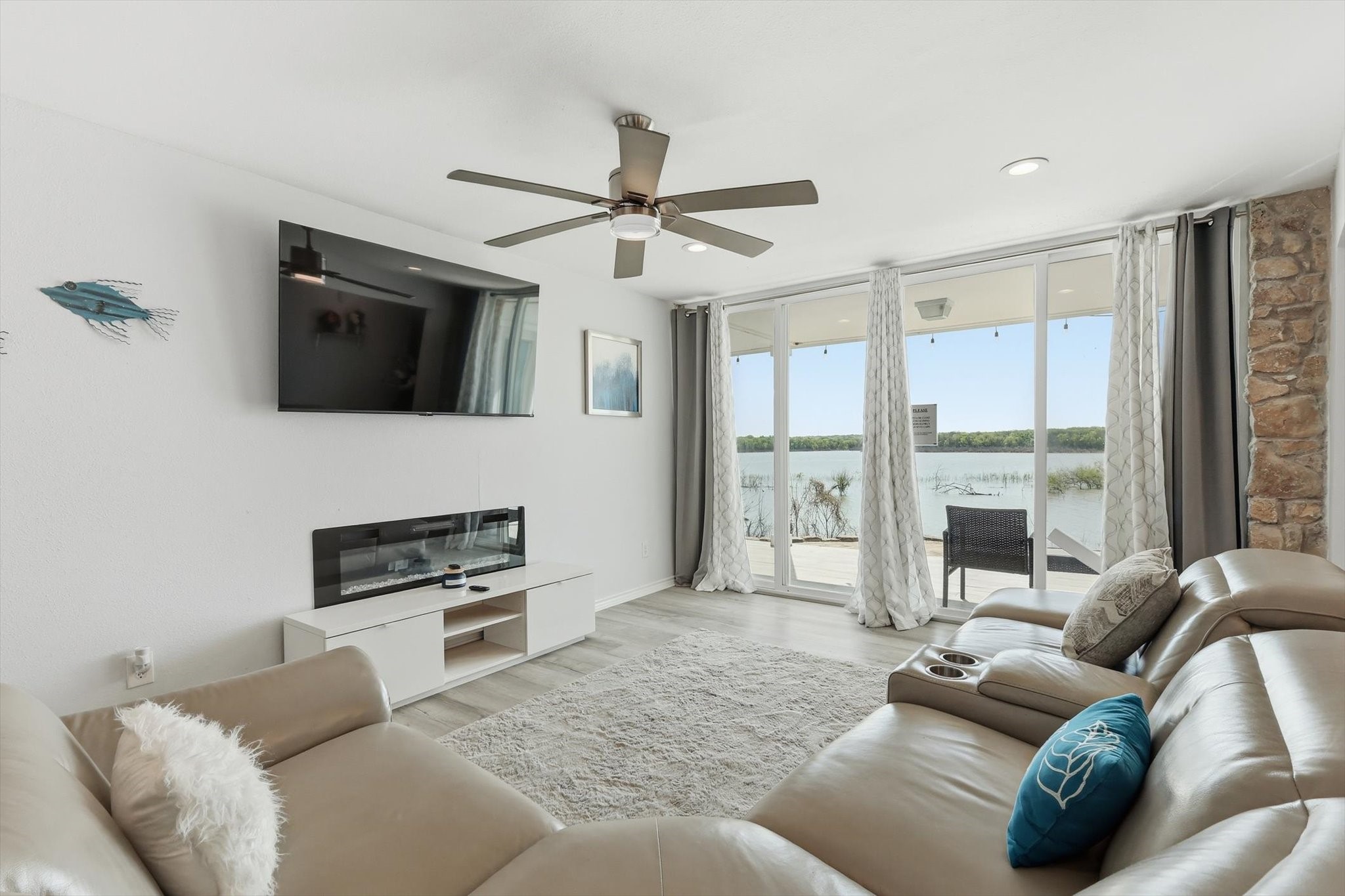732 Blue Fathom Drive
