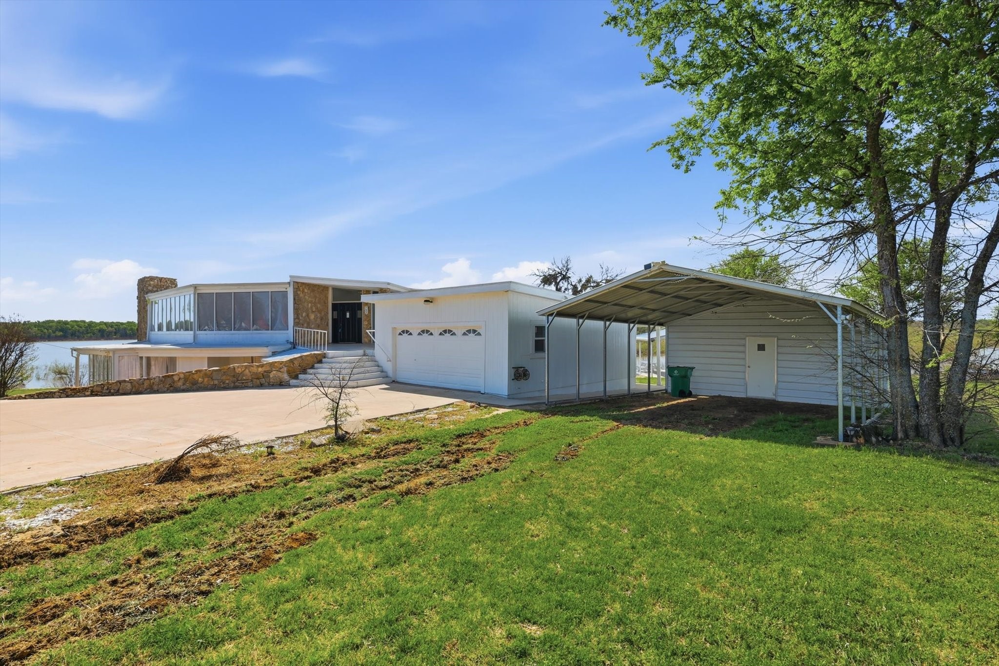 732 Blue Fathom Drive