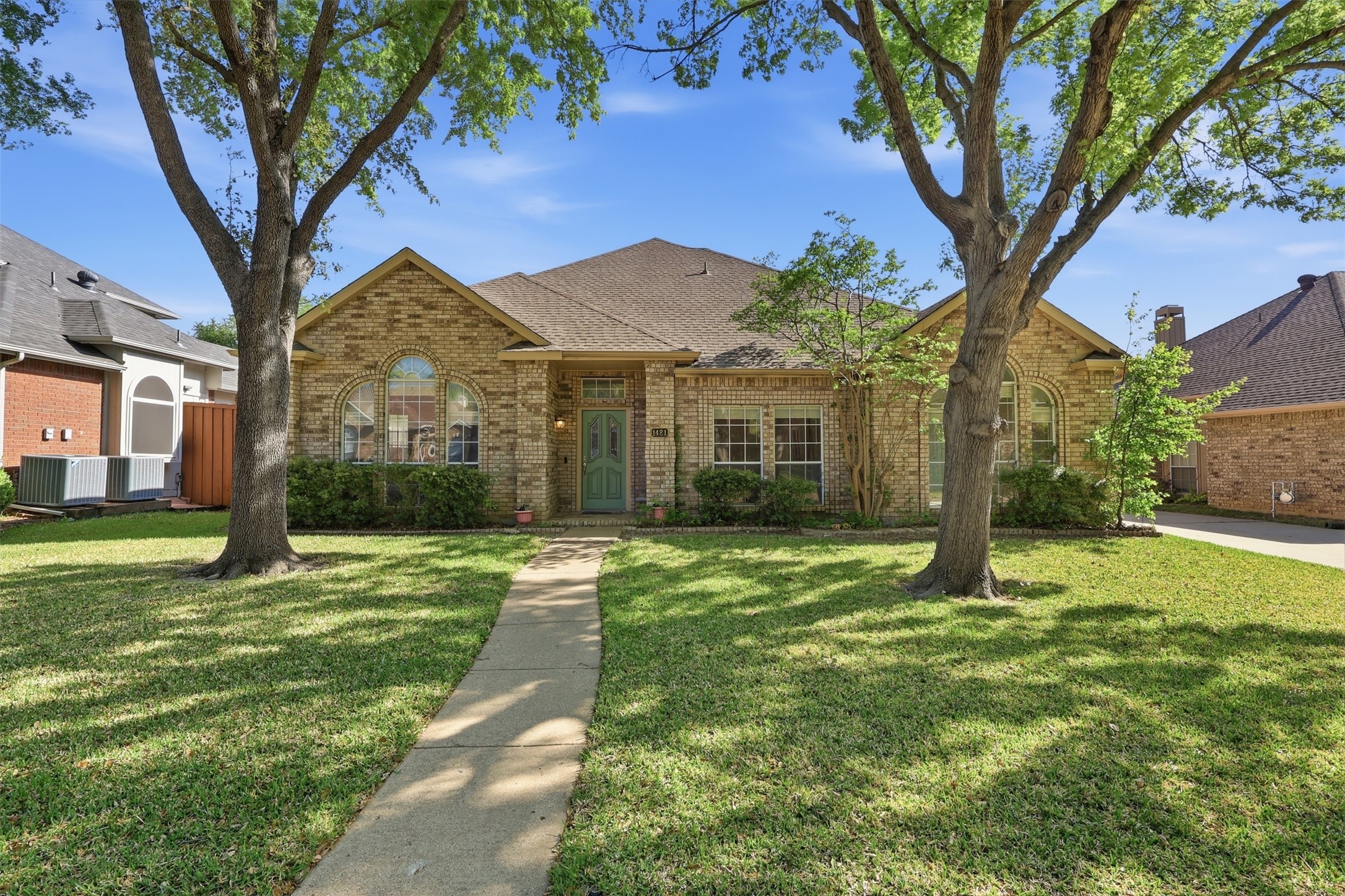 1421 Susan Lane