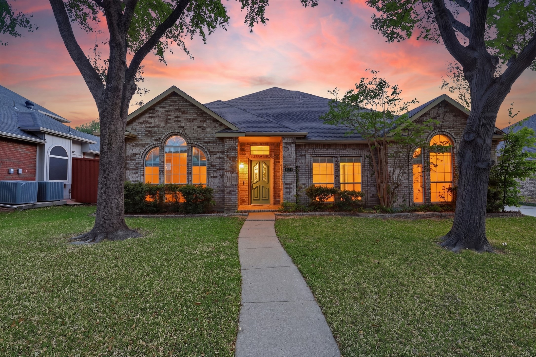 1421 Susan Lane