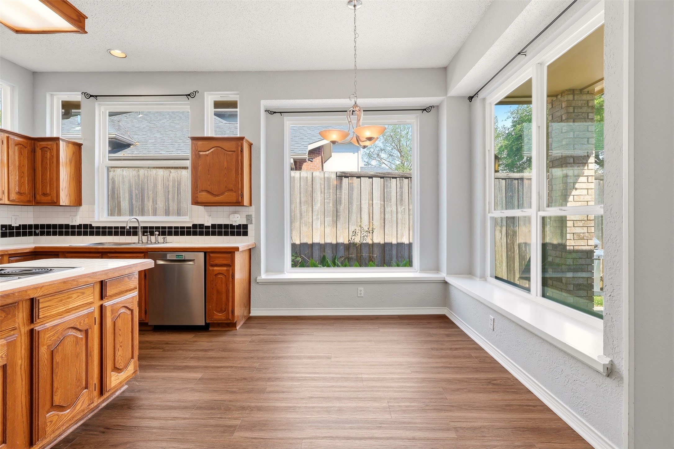 1421 Susan Lane