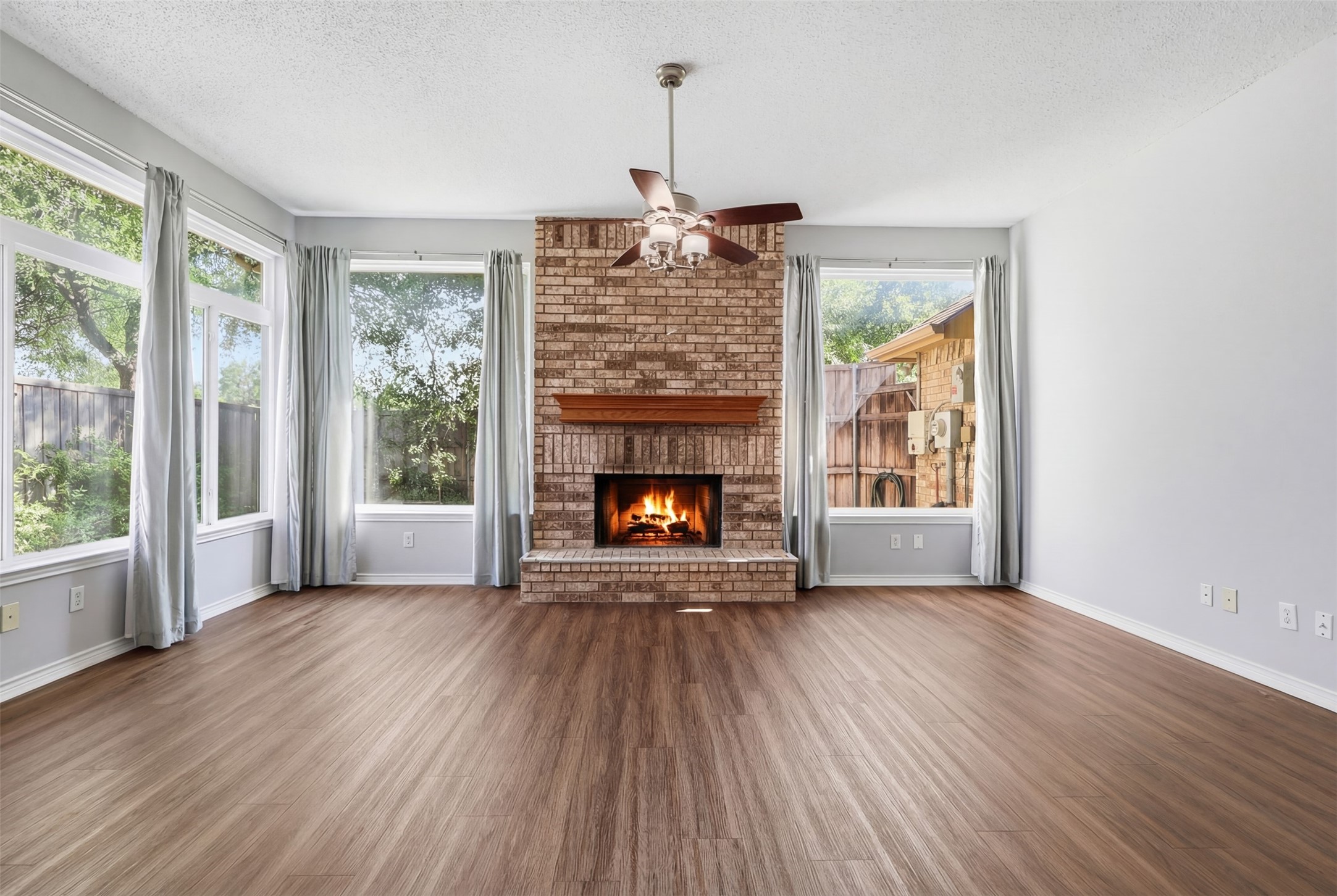 1421 Susan Lane