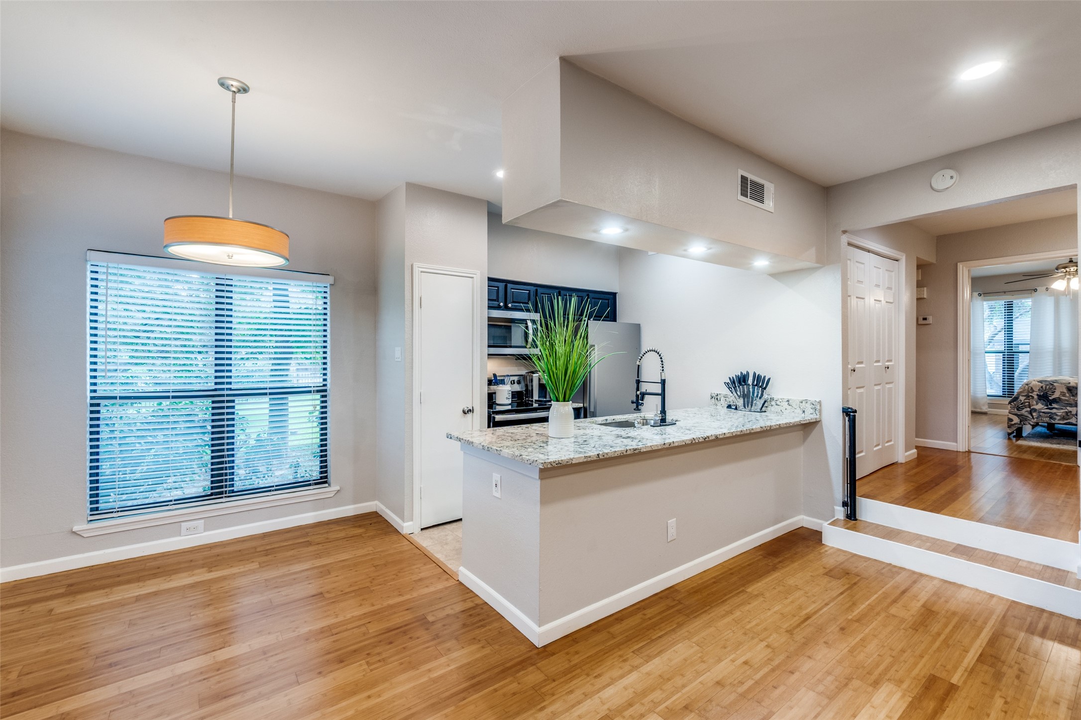 7525 Holly Hill Drive 1