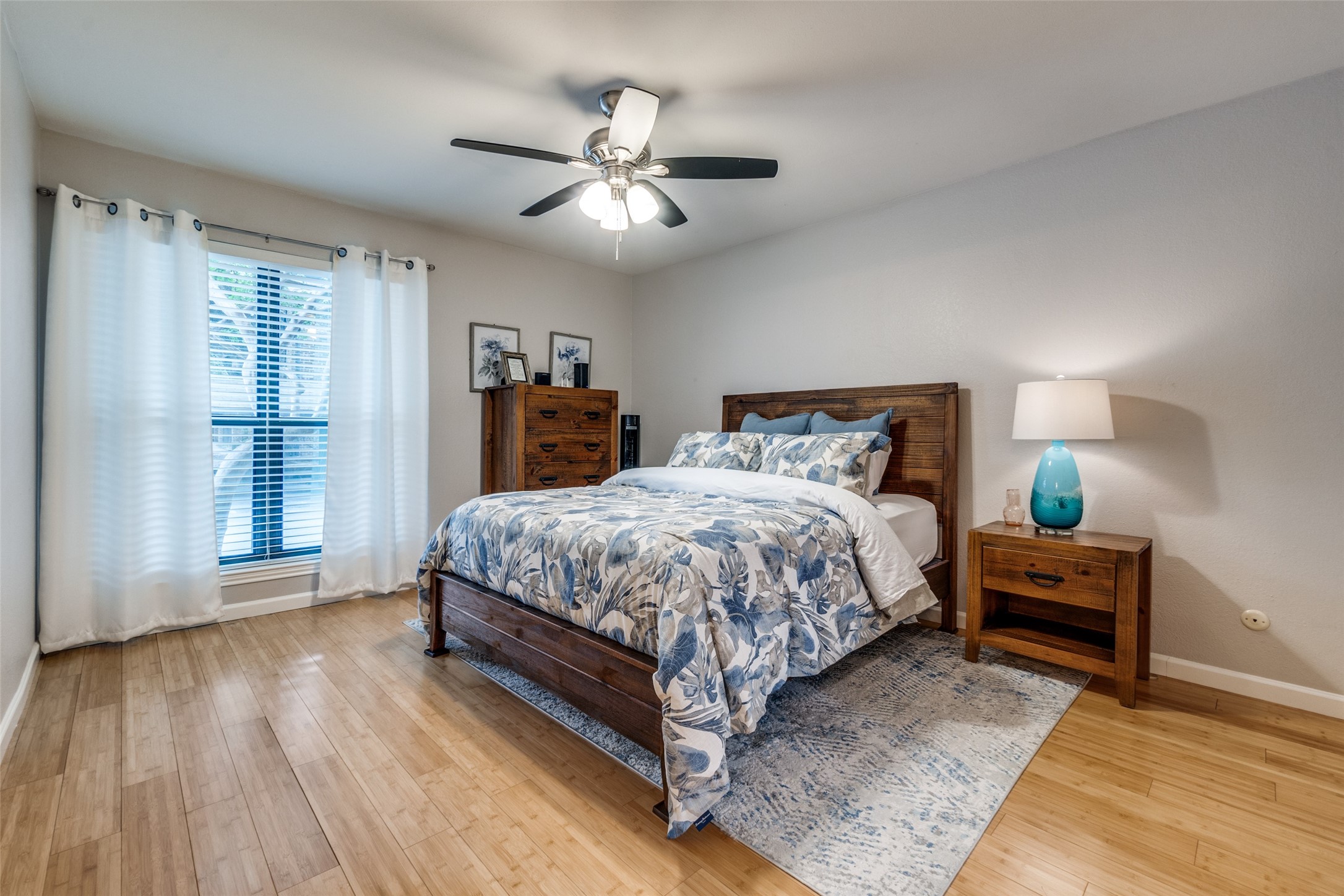 7525 Holly Hill Drive 1