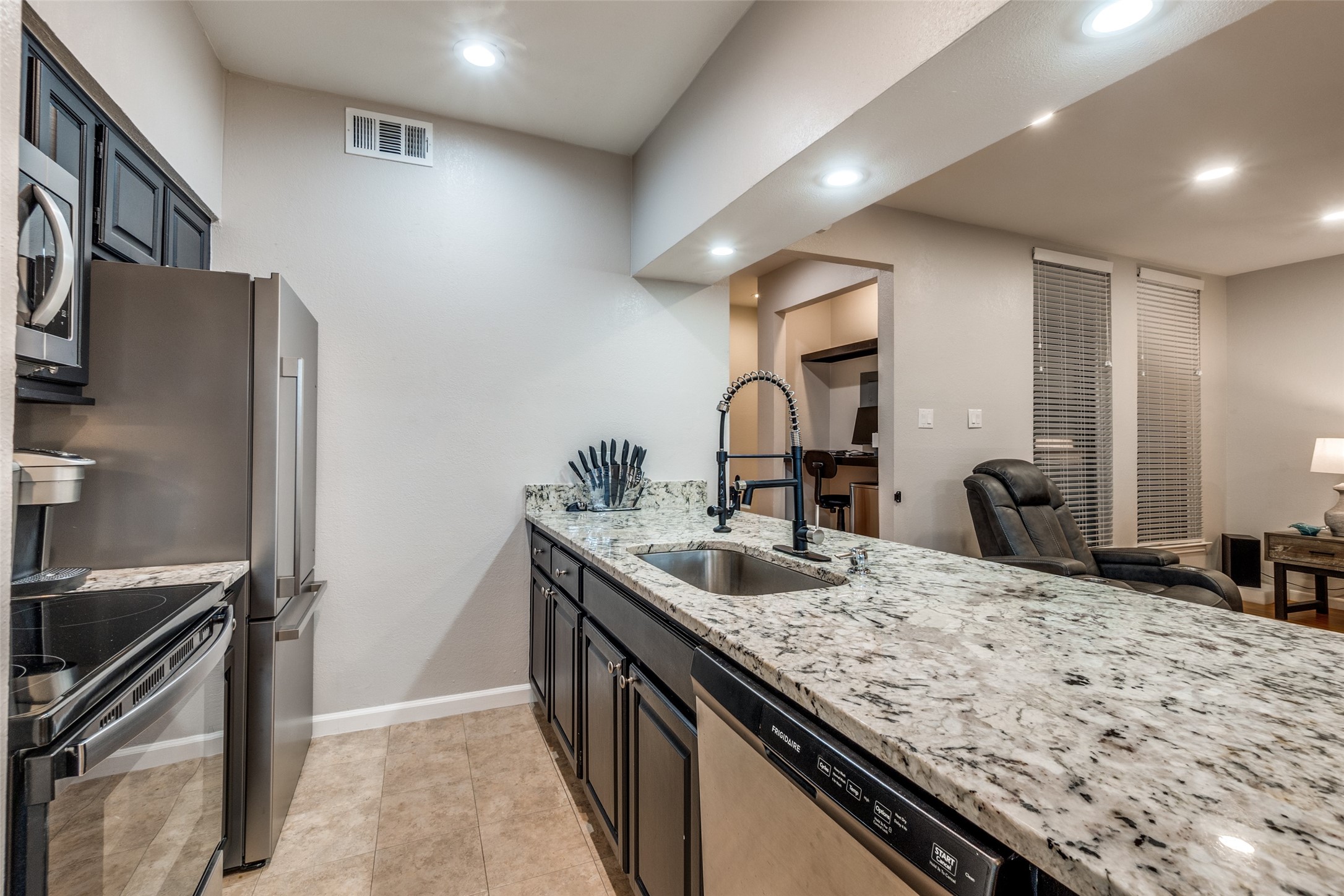 7525 Holly Hill Drive 1