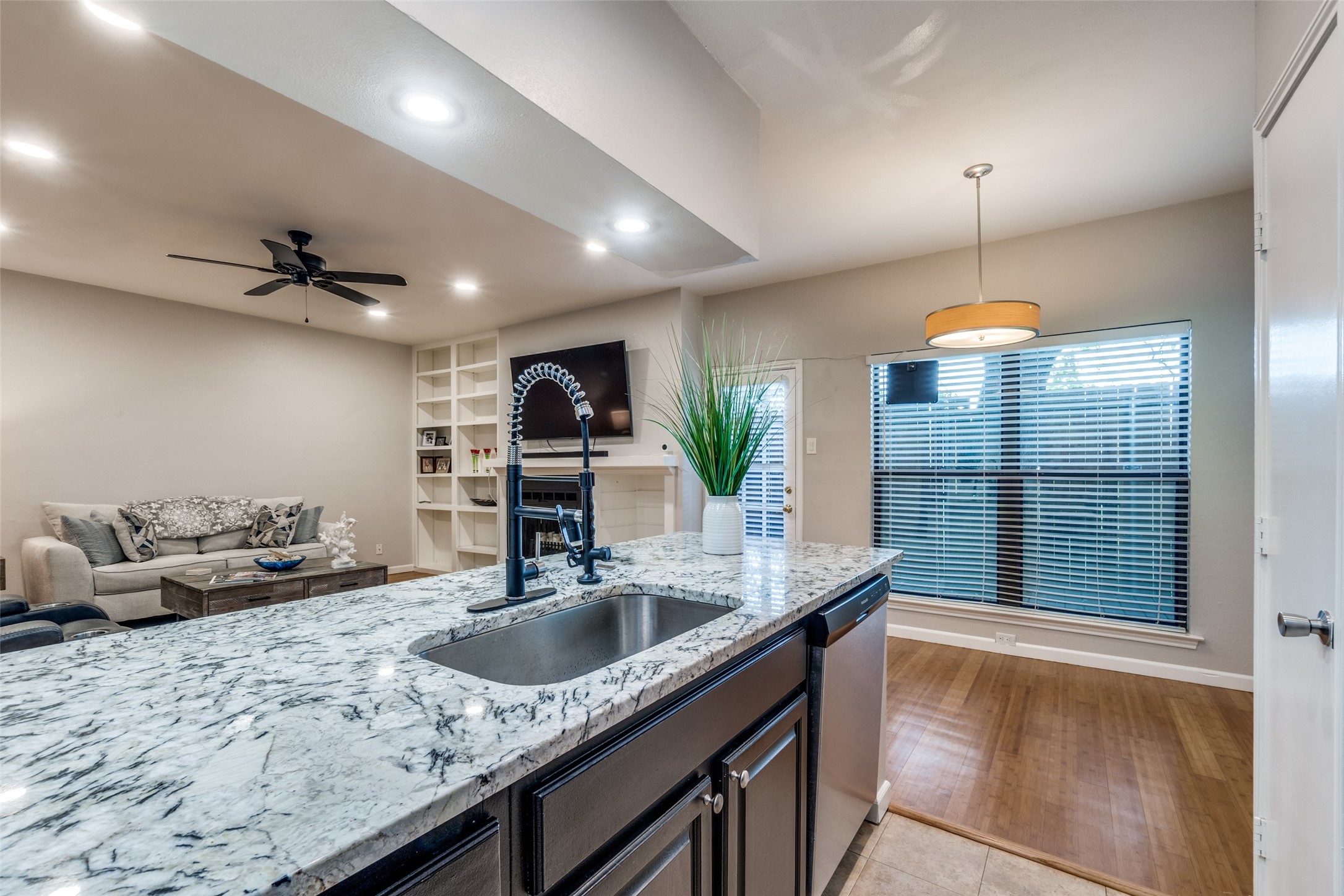 7525 Holly Hill Drive 1