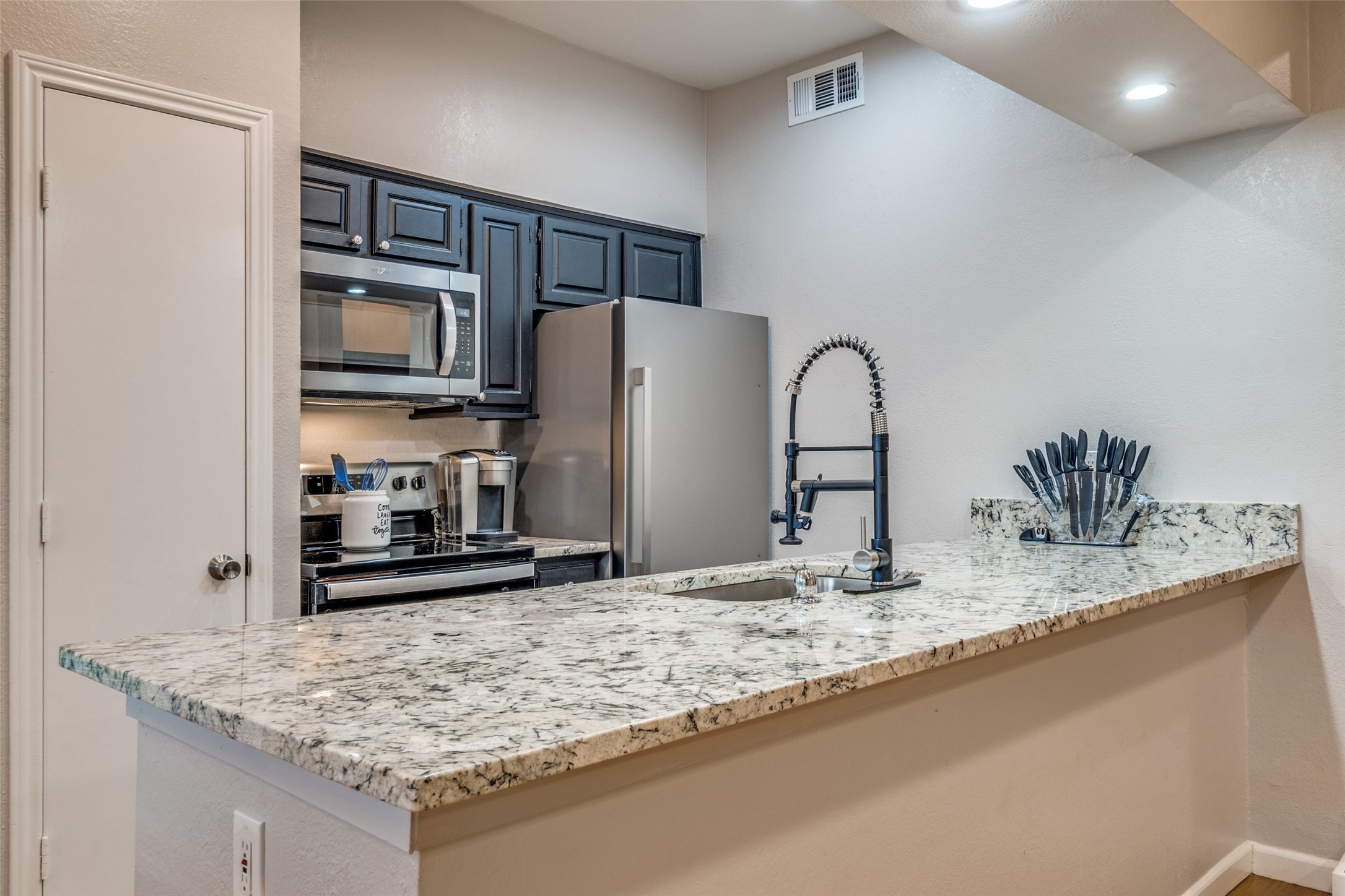 7525 Holly Hill Drive 1