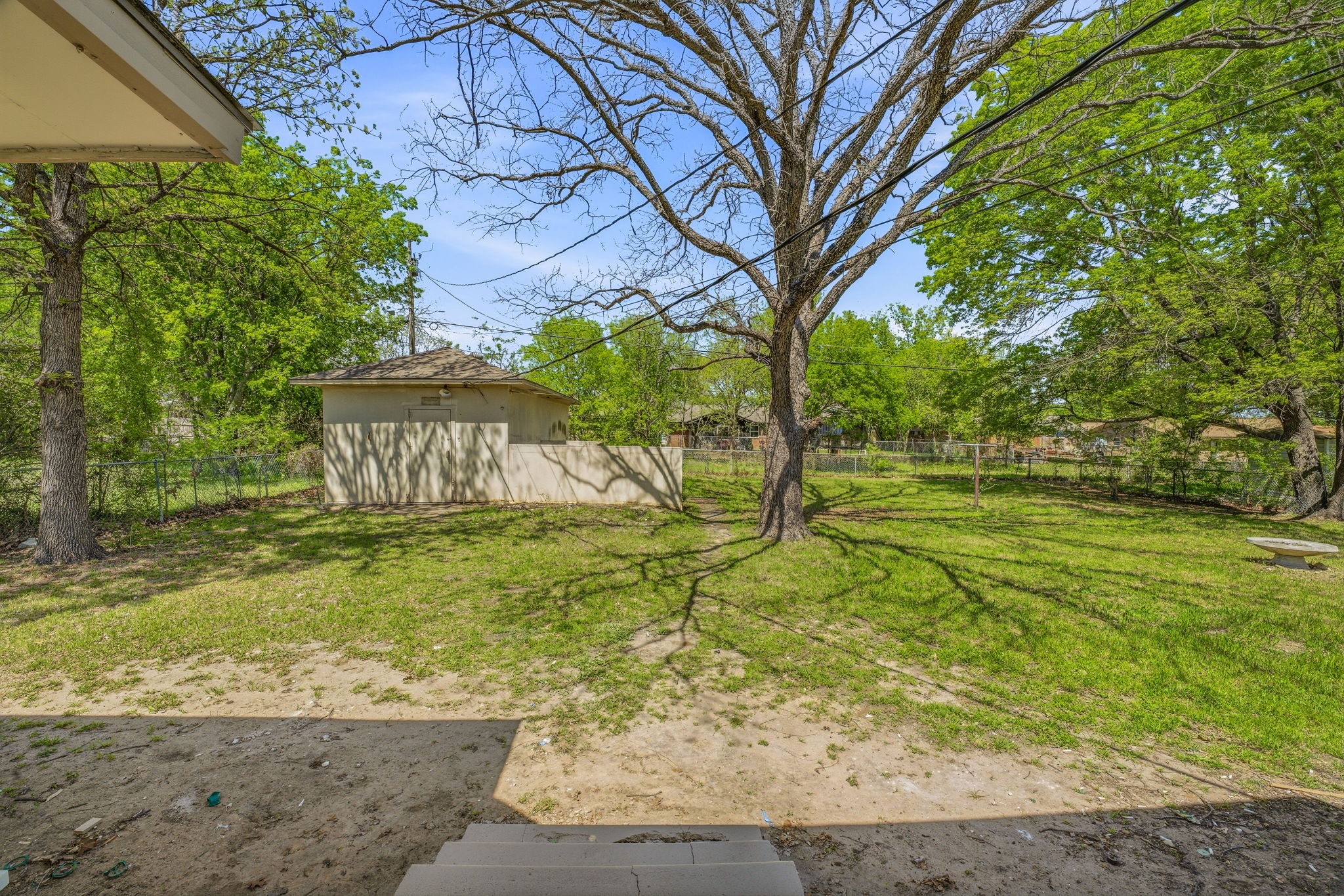 1425 W Lingleville Road