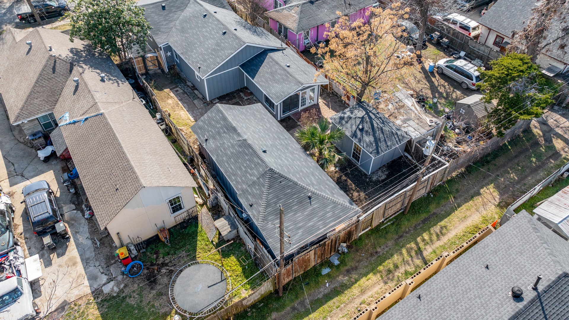 2435 Sharon Street