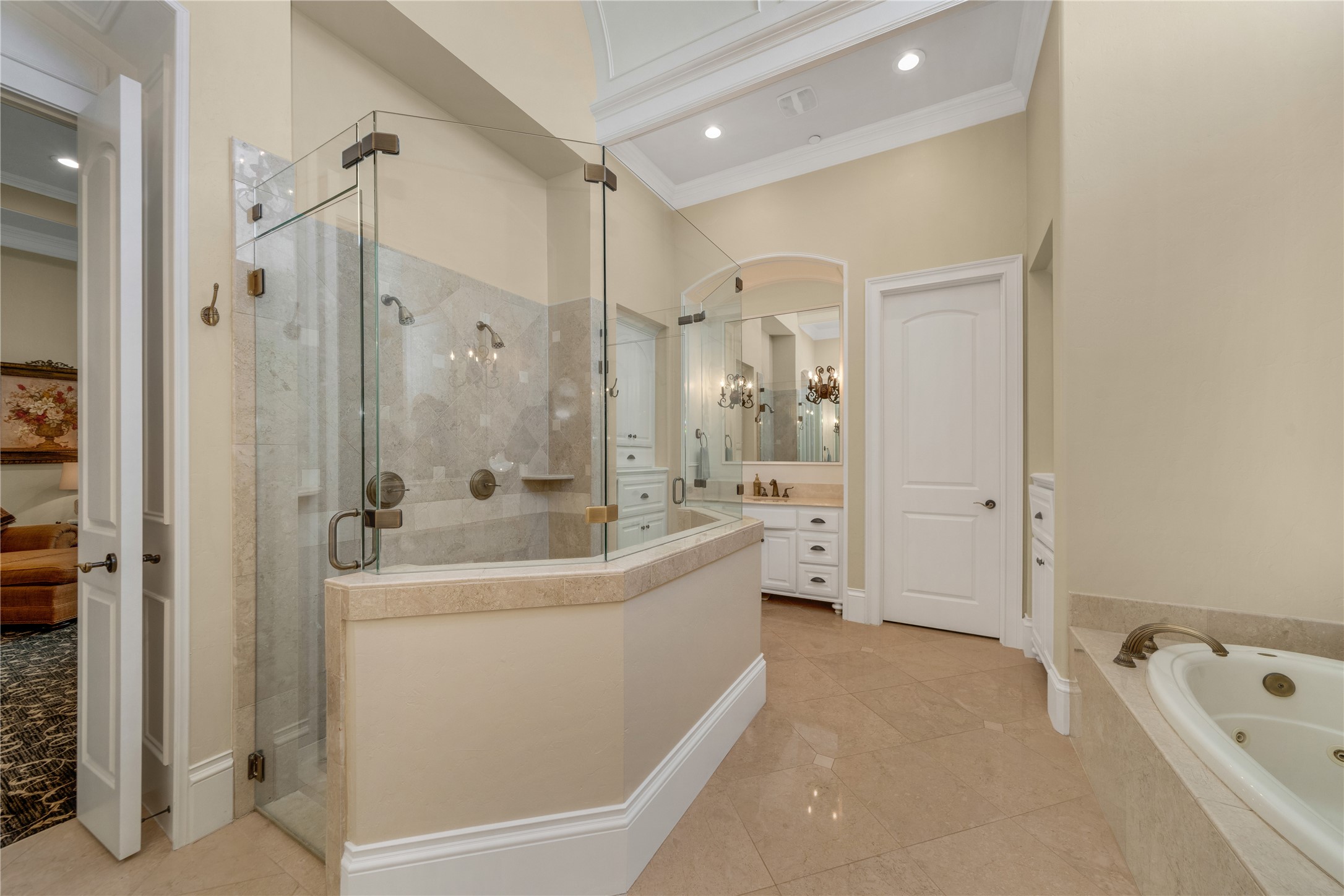 6479 Bluffview Drive