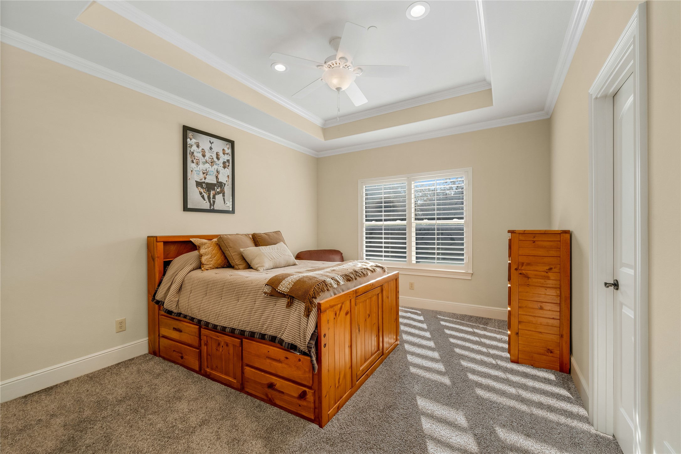 6479 Bluffview Drive