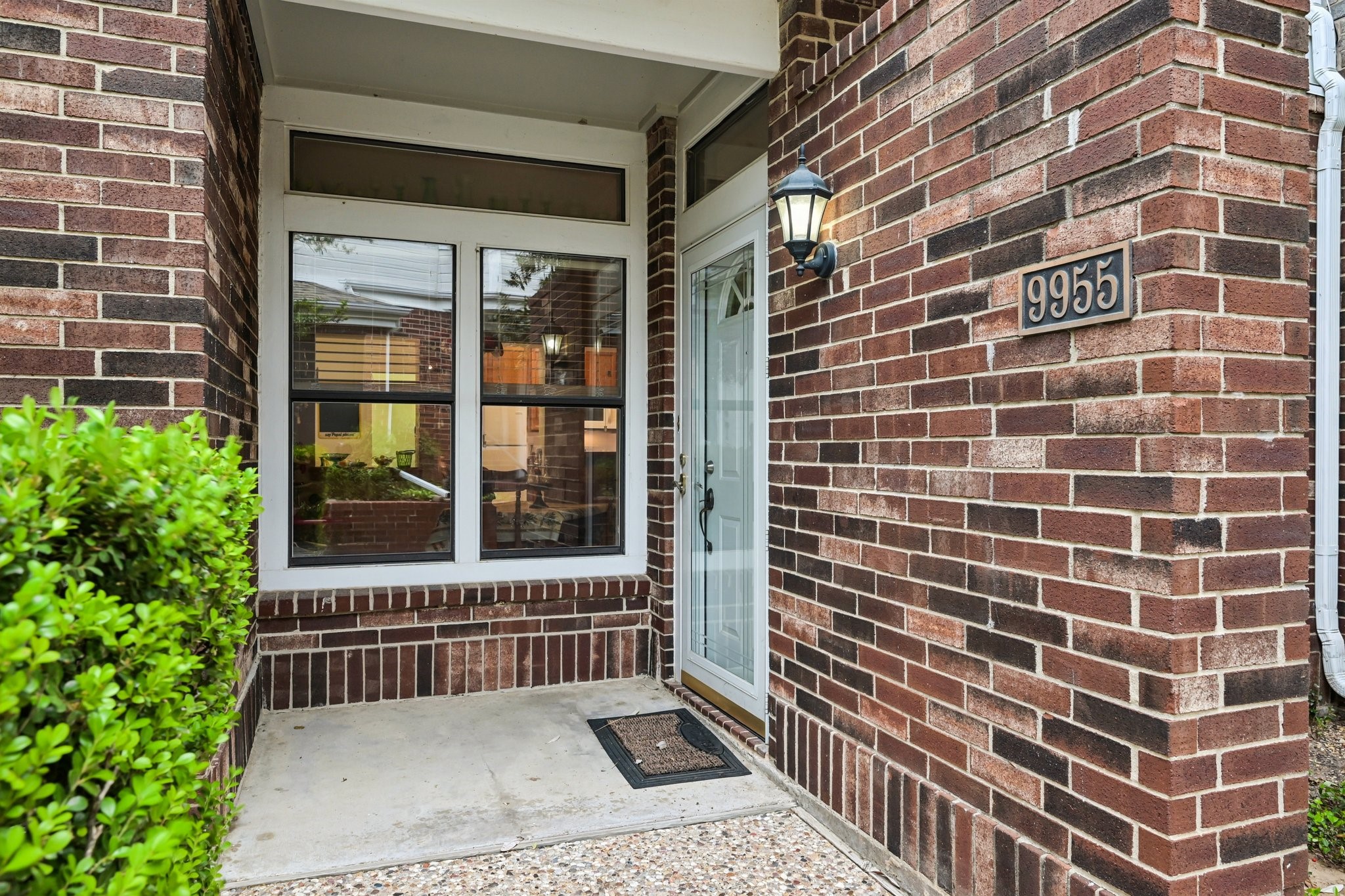 9955 Waterfront Trail