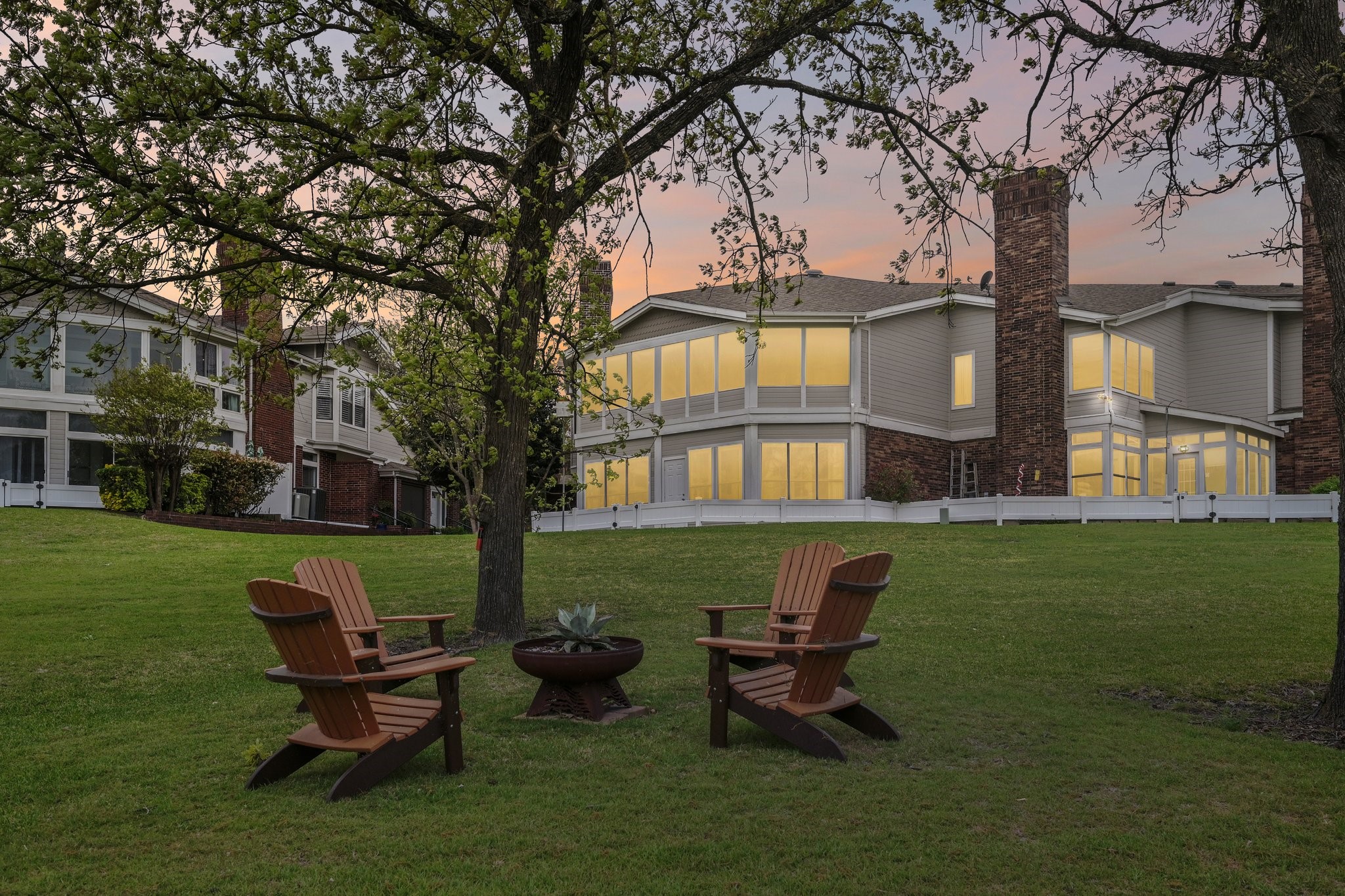 9955 Waterfront Trail