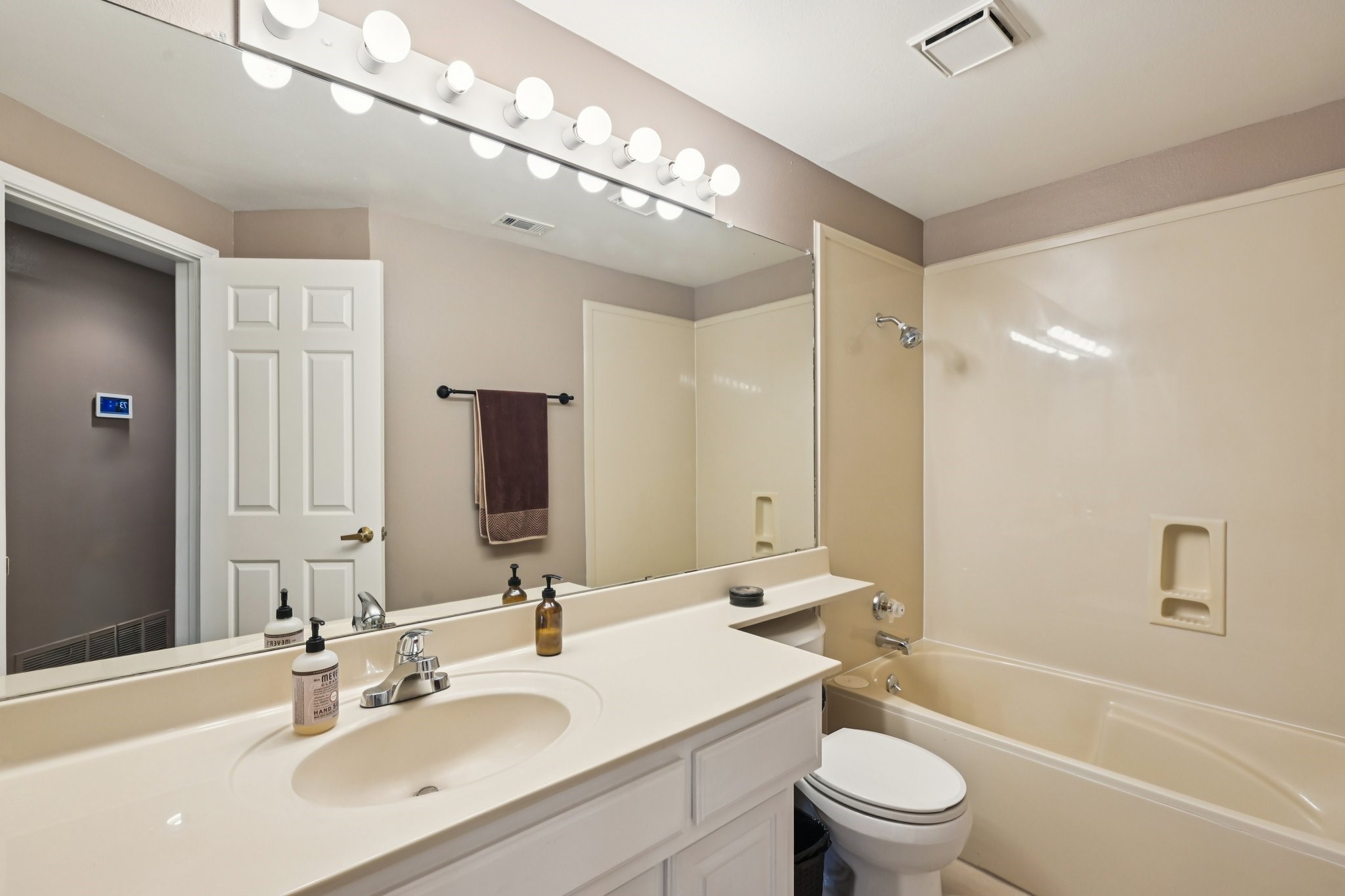 9955 Waterfront Trail