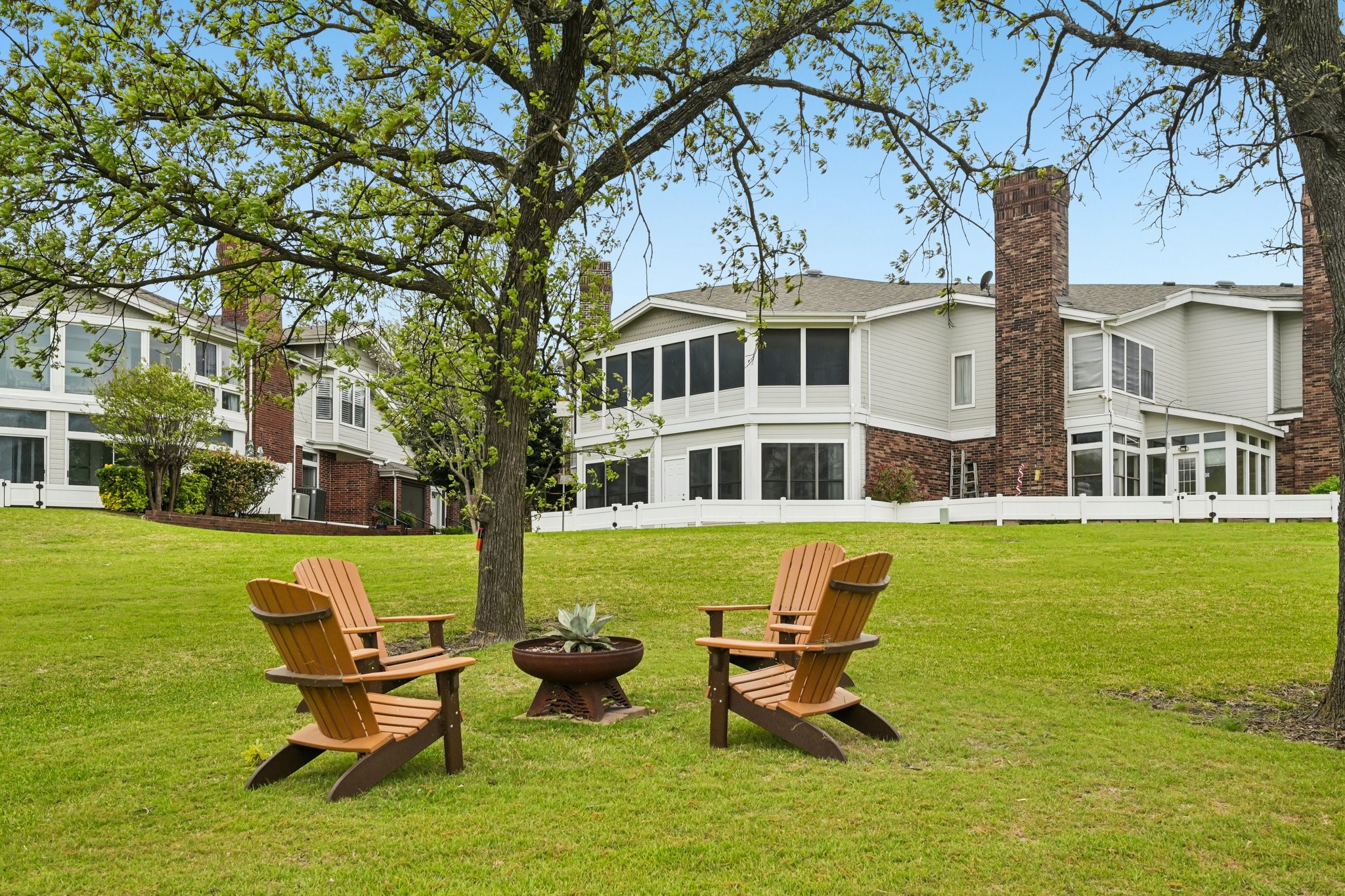 9955 Waterfront Trail