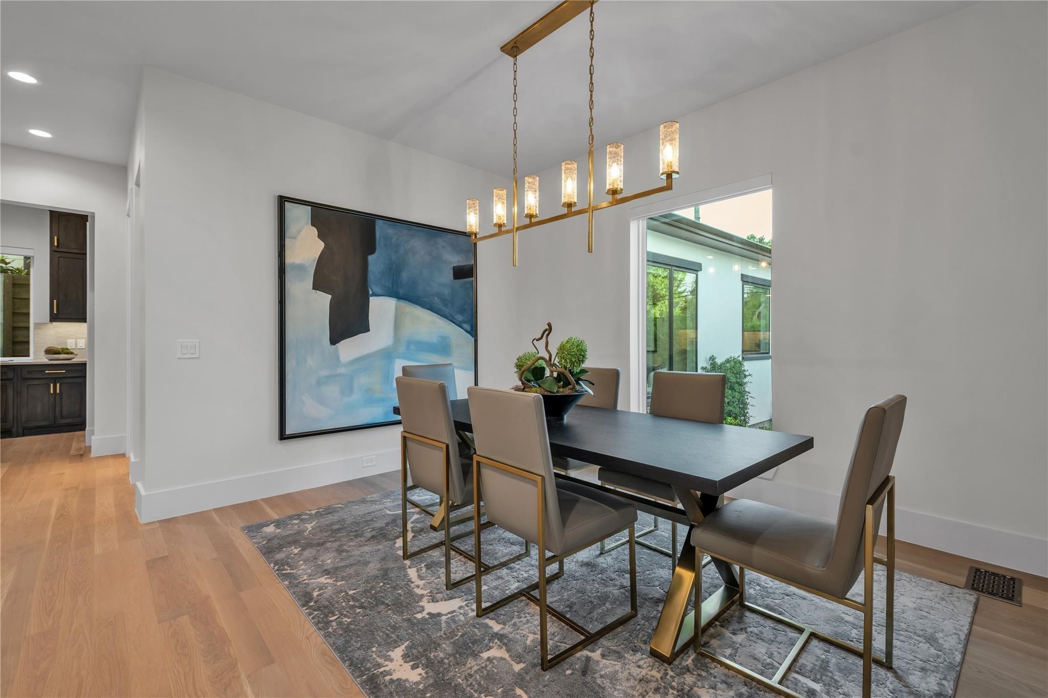 419 W Colorado Boulevard