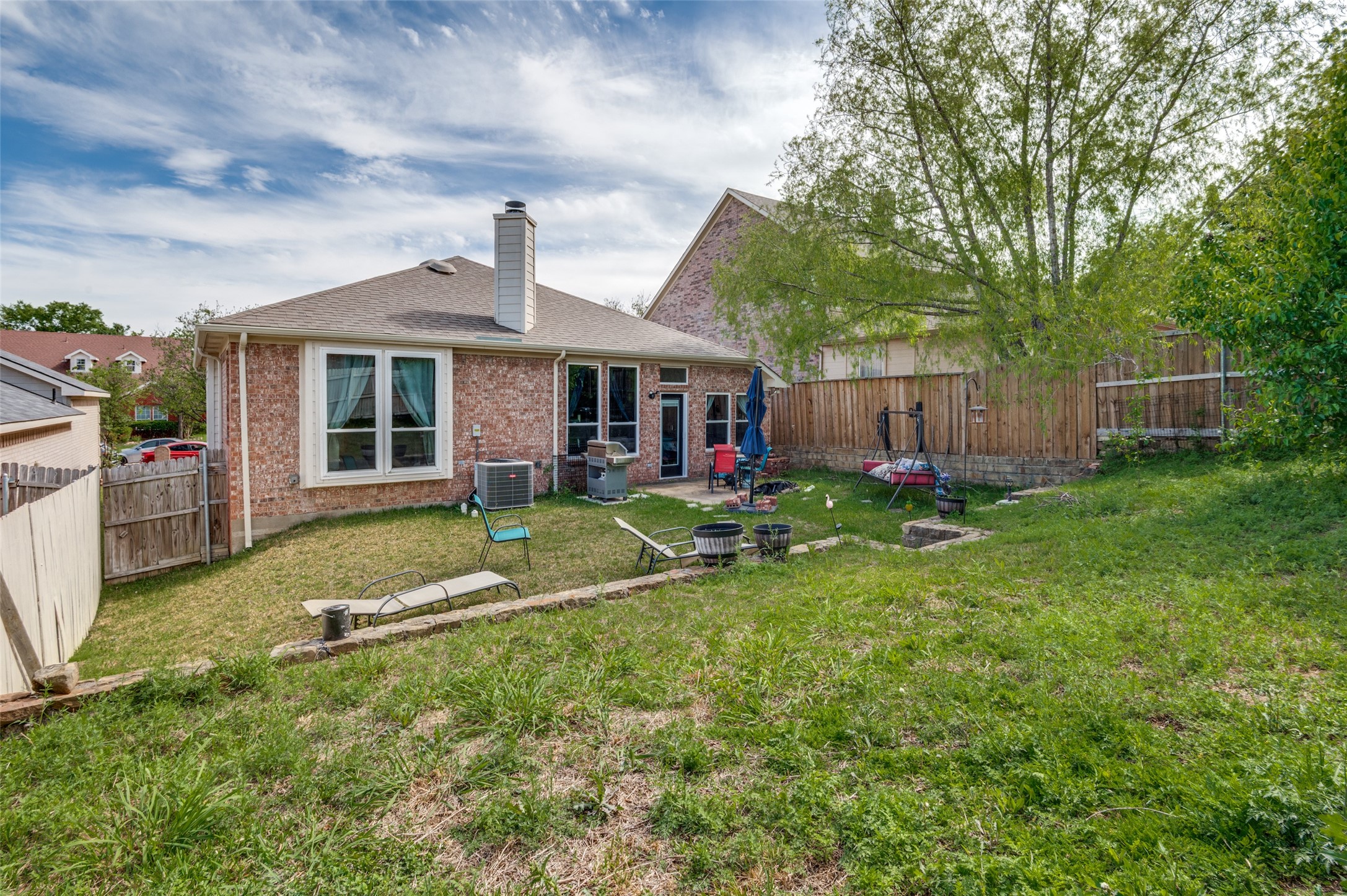805 E Huitt Lane