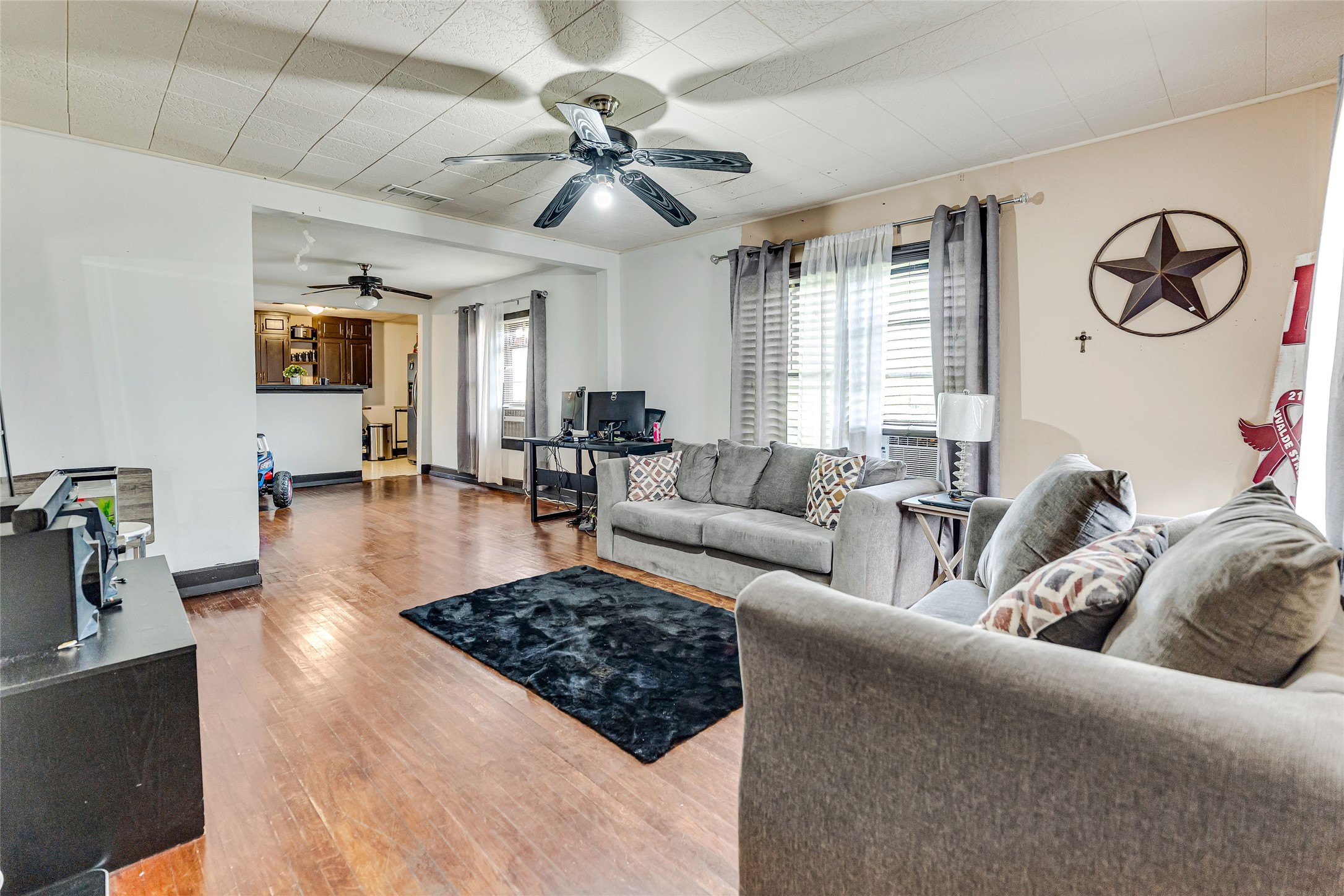3006 25th Street