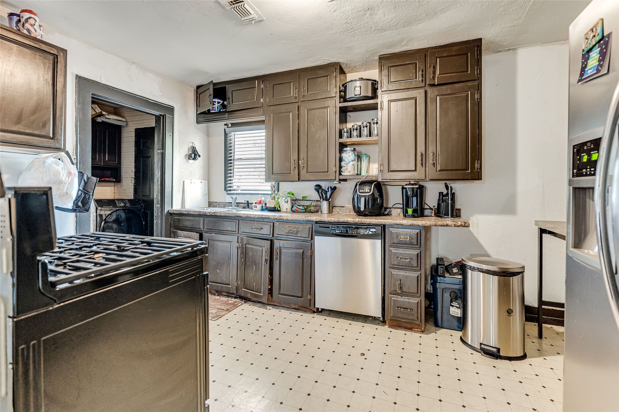 3006 25th Street