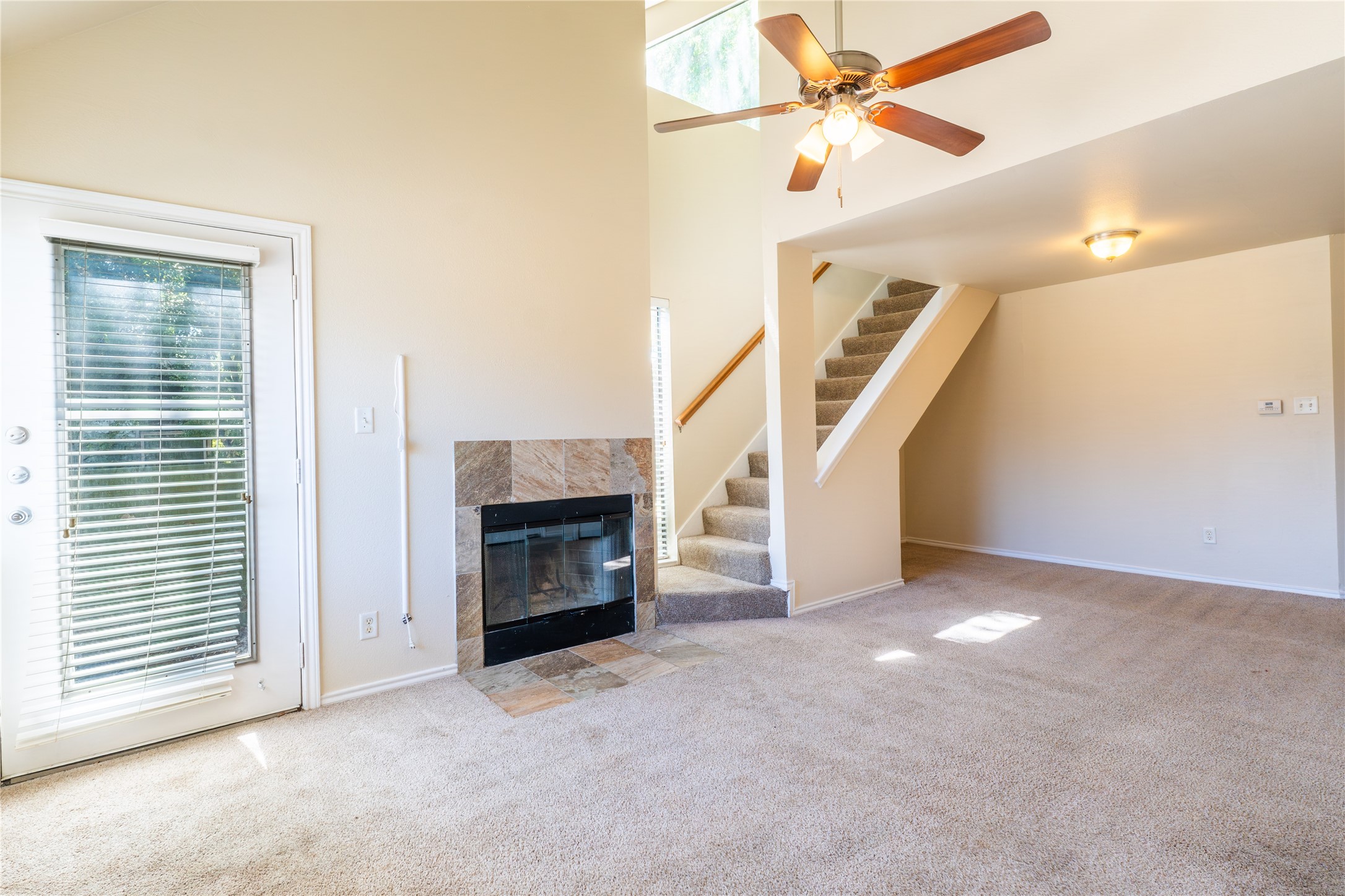 9831 Walnut Street P211