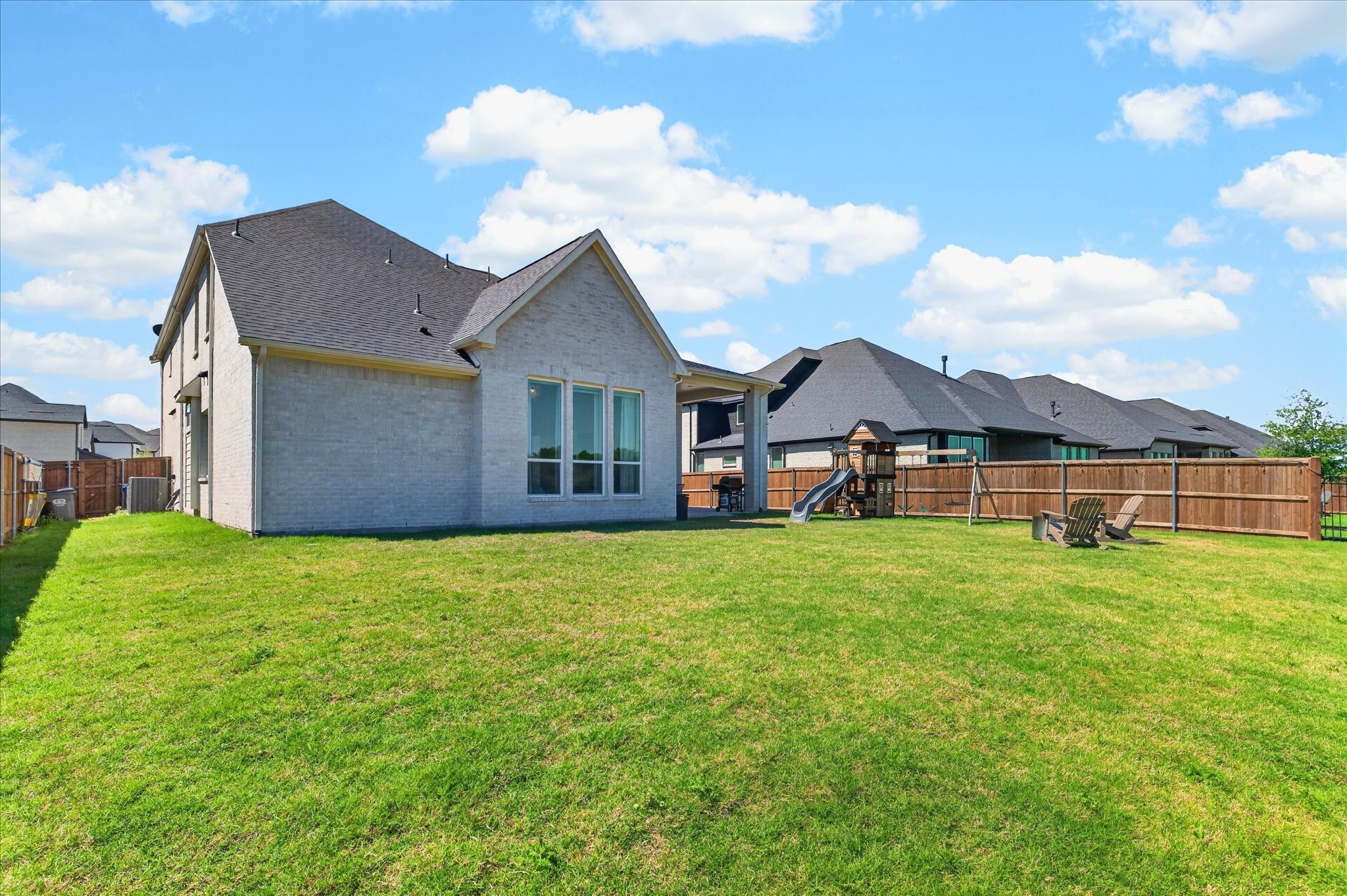 3320 Crescent Lane