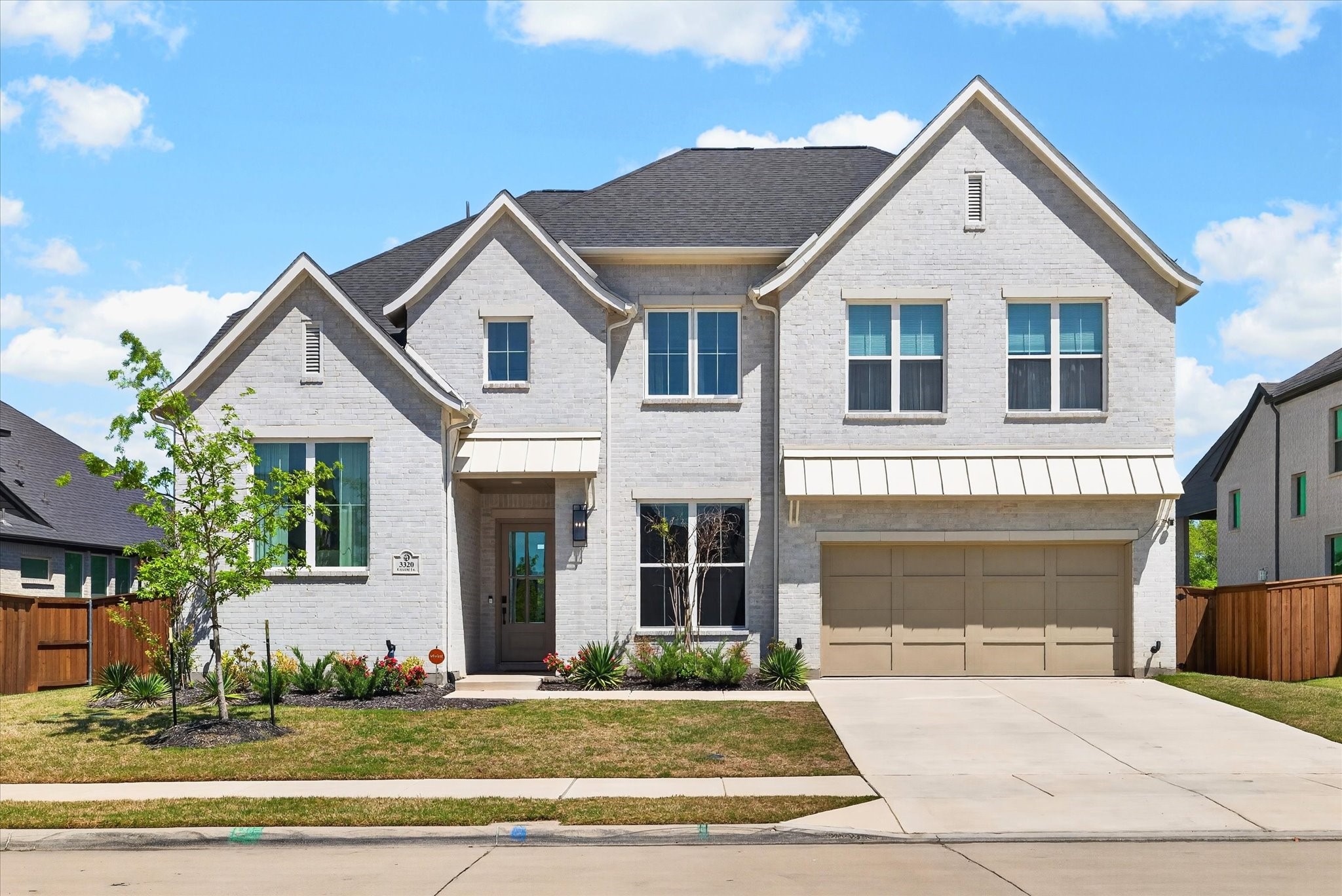 3320 Crescent Lane