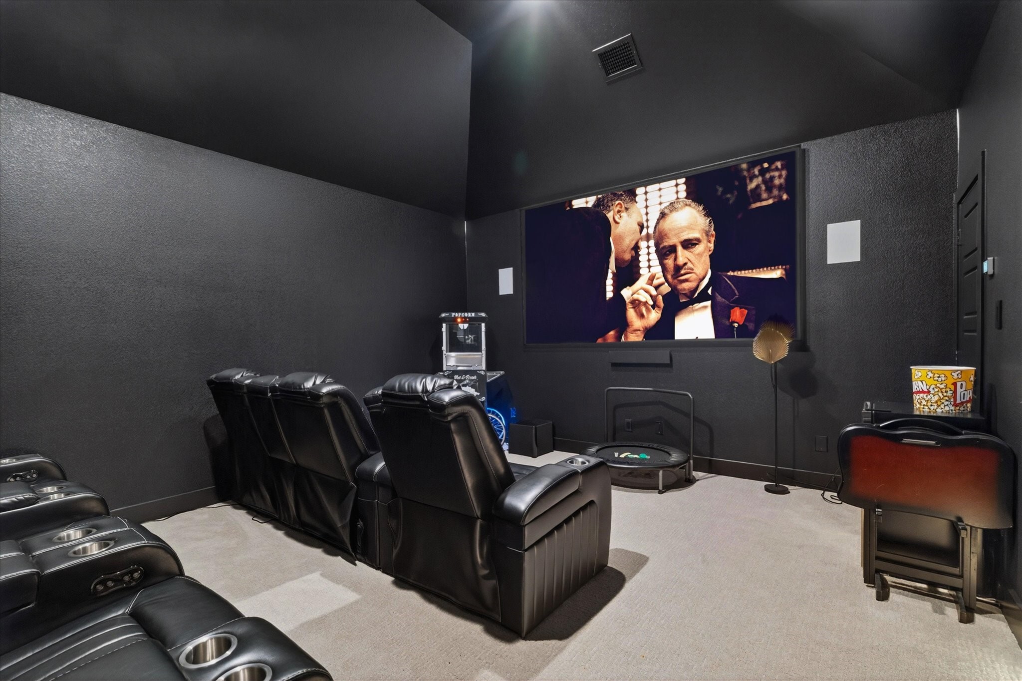 3320 Crescent Lane