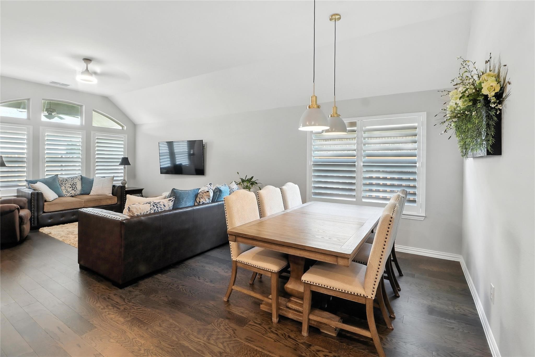 5512 Pebble Drive