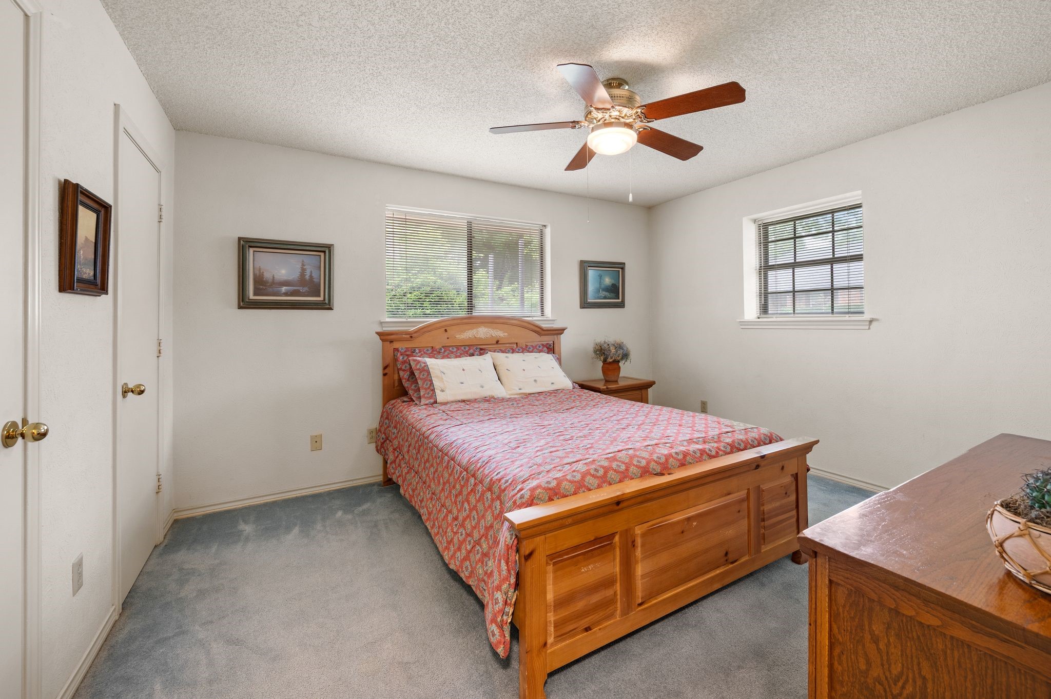 3910 Larkin Lane