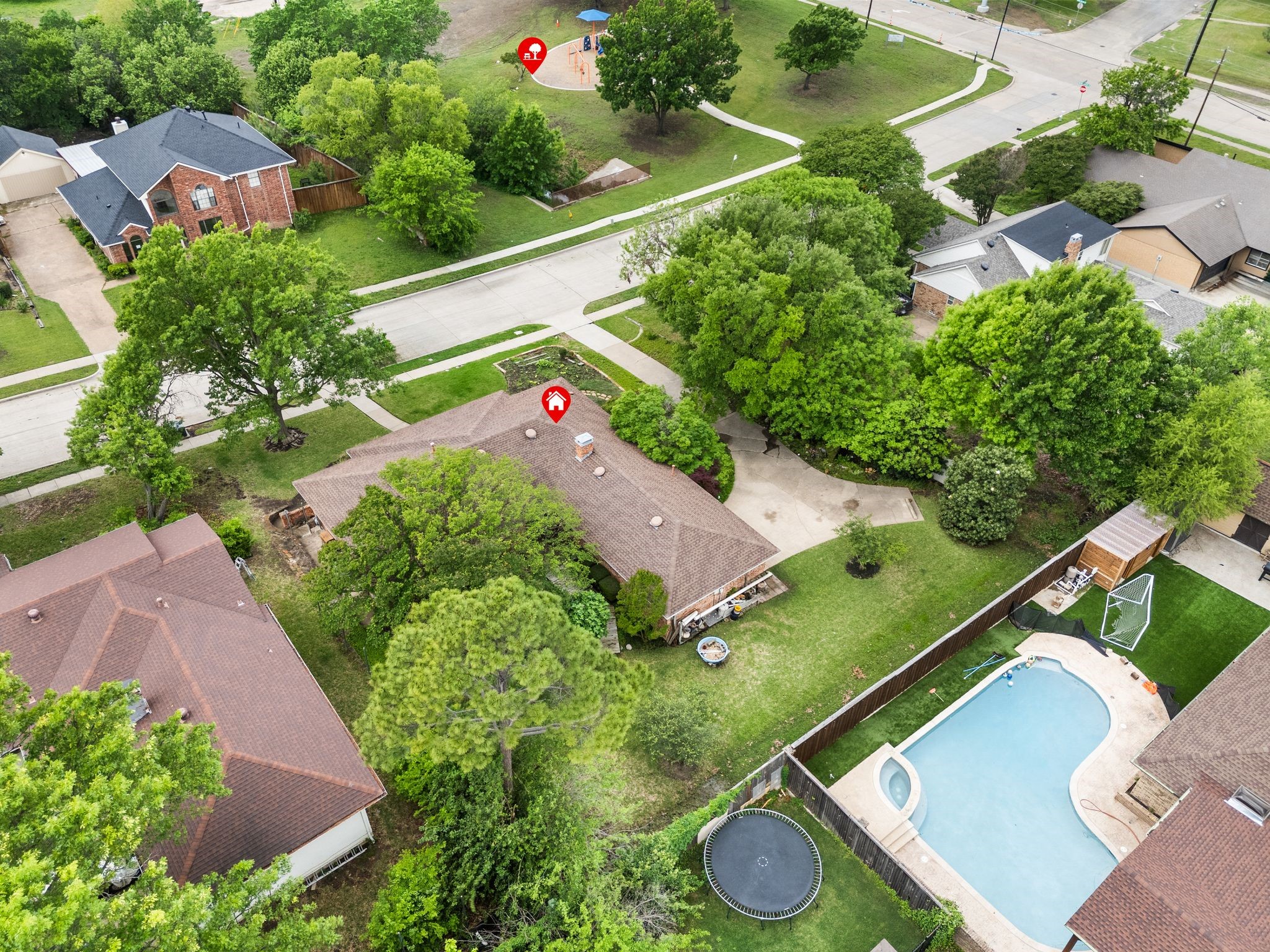 3910 Larkin Lane