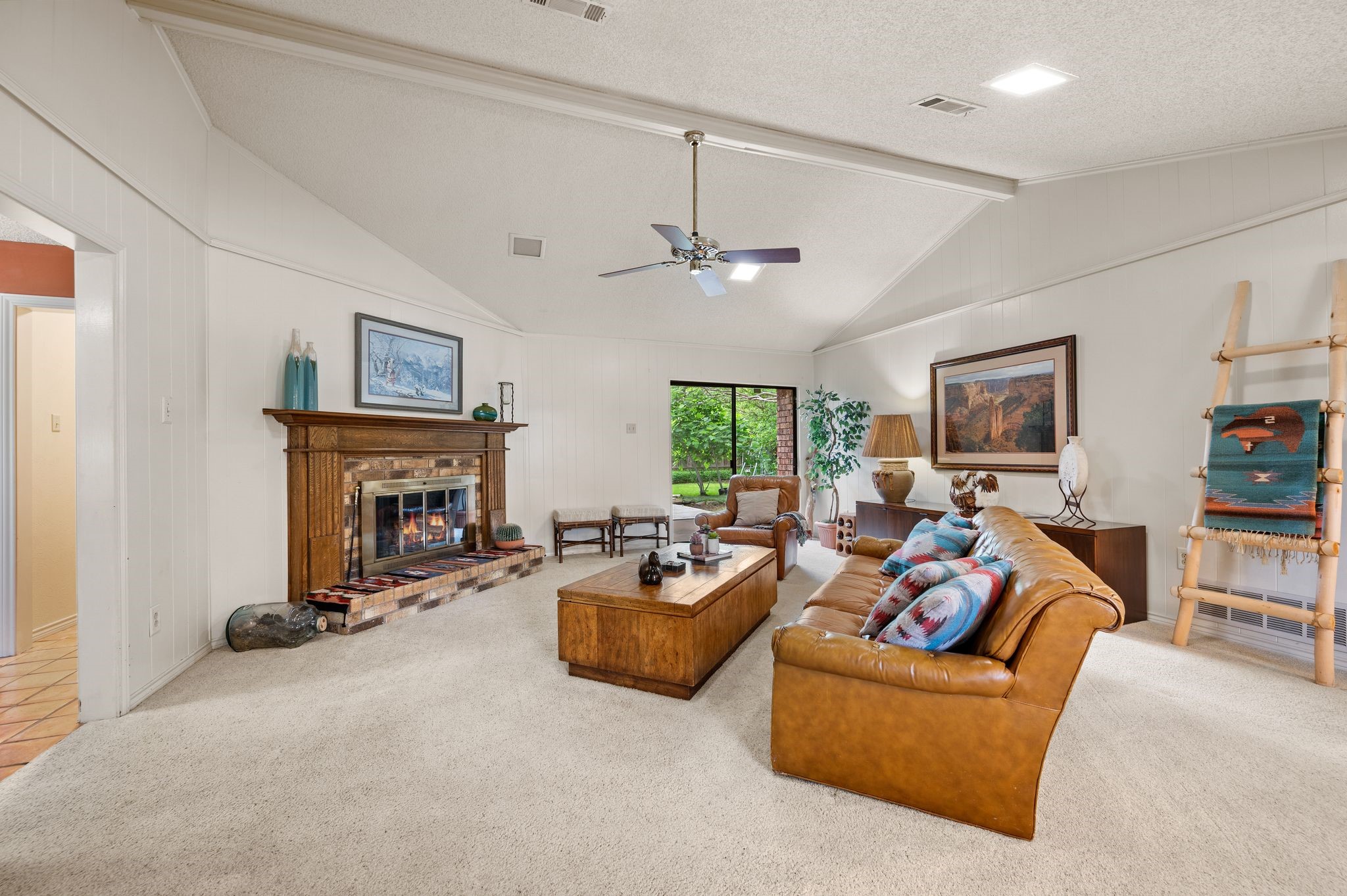 3910 Larkin Lane