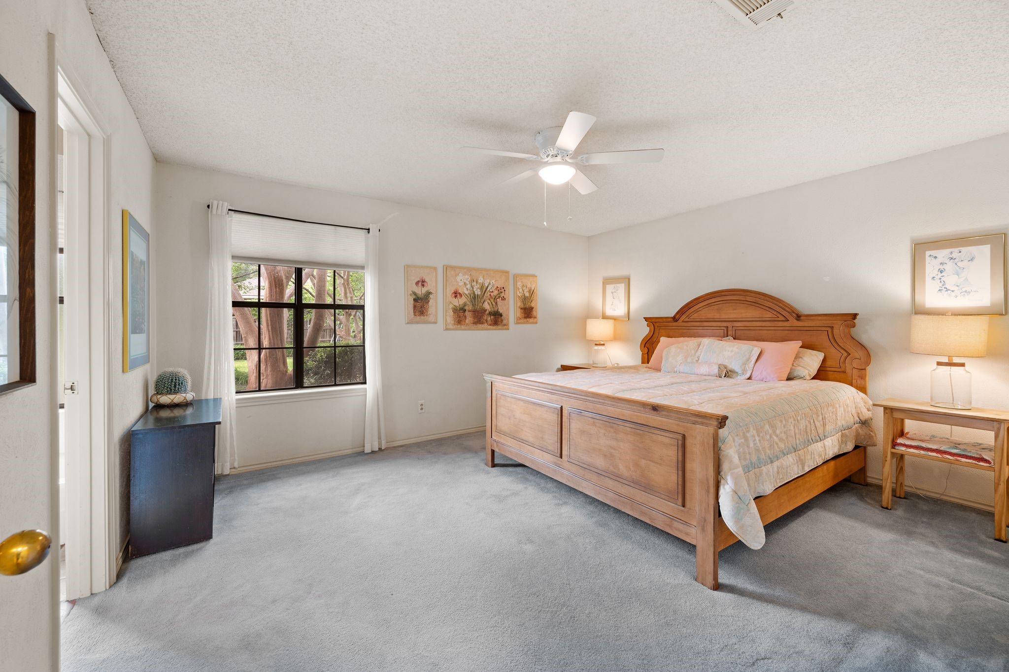 3910 Larkin Lane