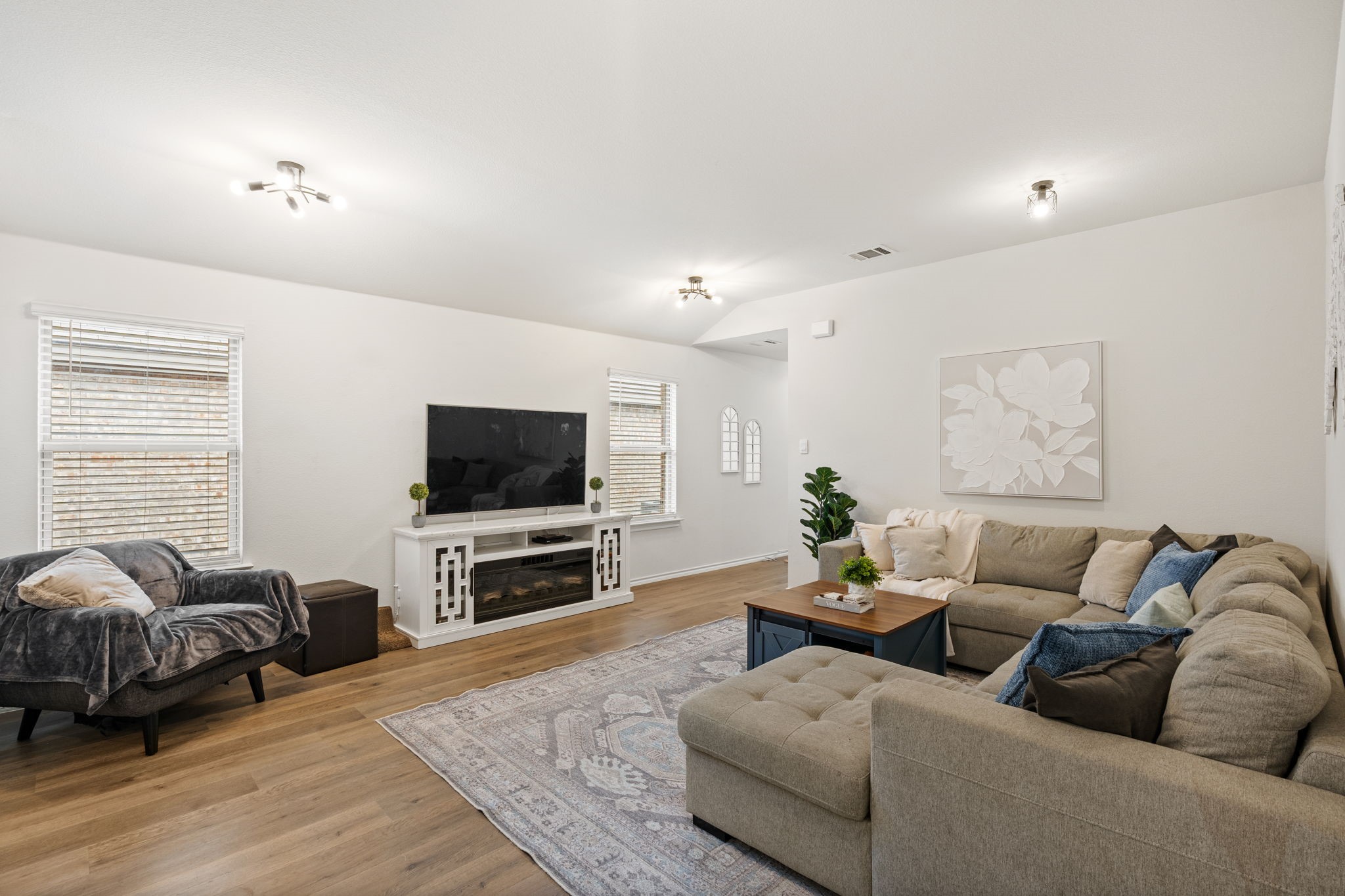 2110 Bailer Way