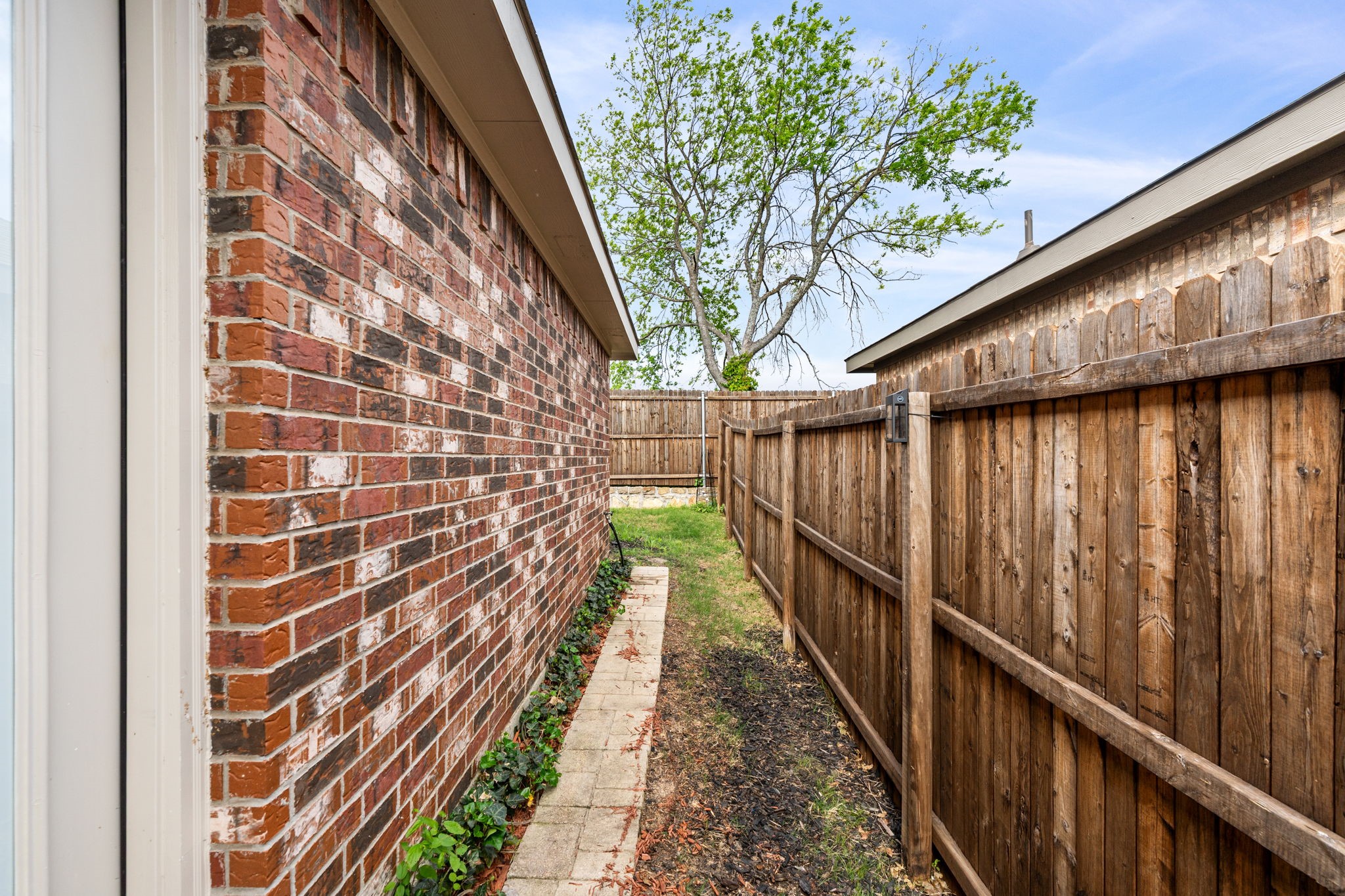 2110 Bailer Way