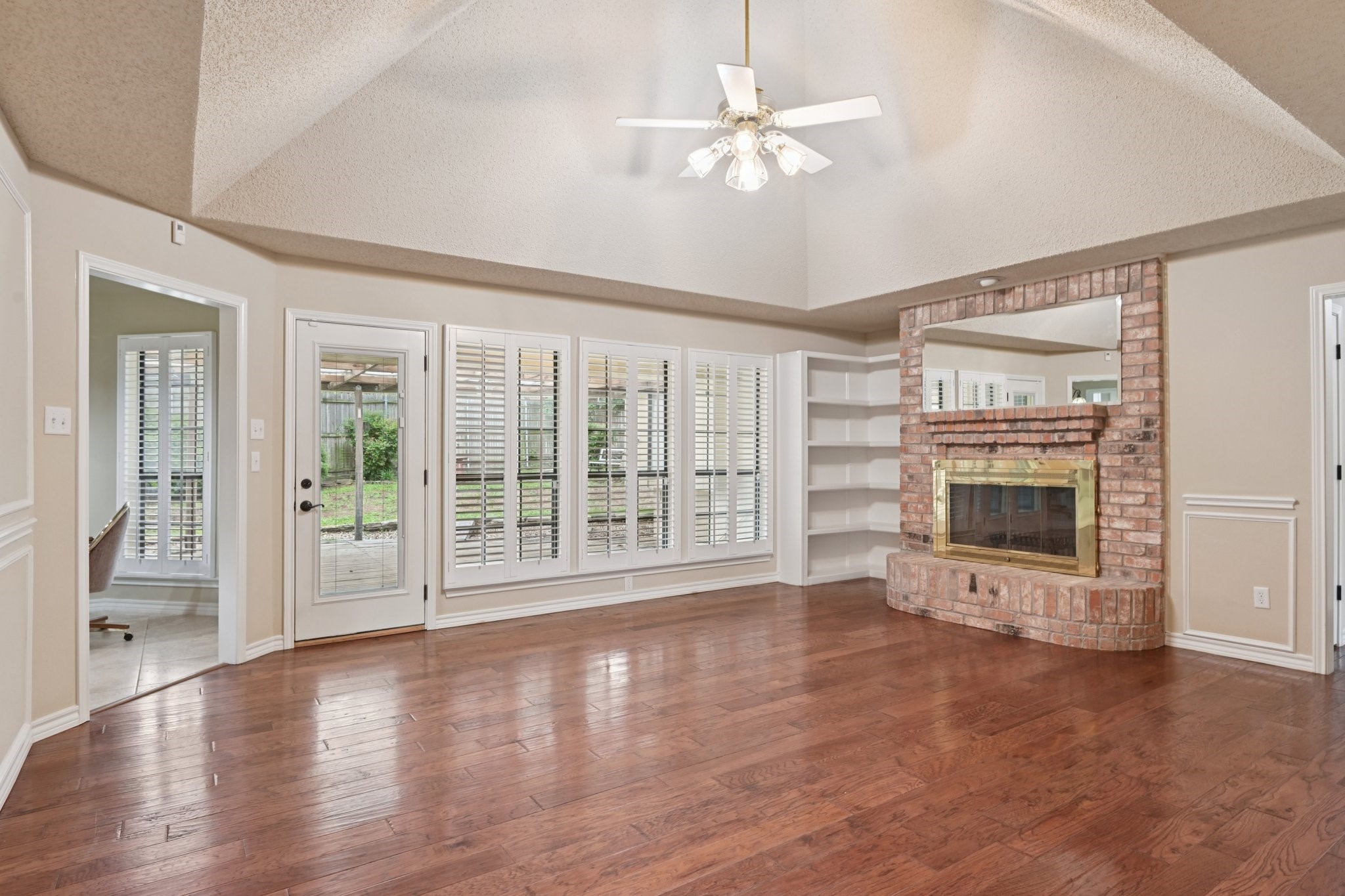 1026 Wood Hollow Lane