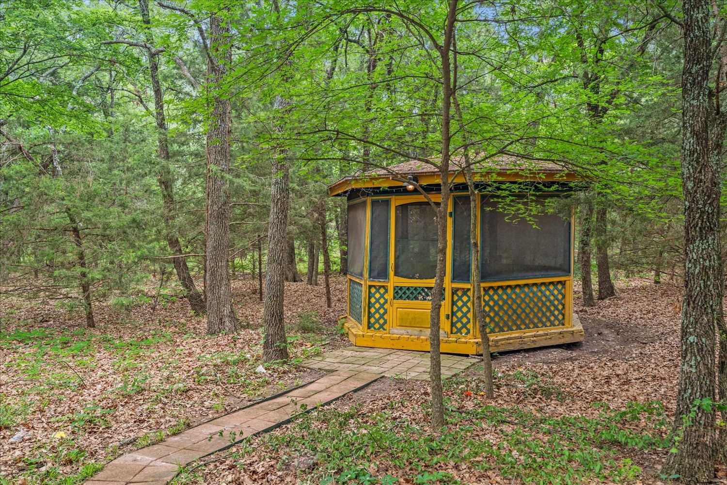 1879 County Road 3302