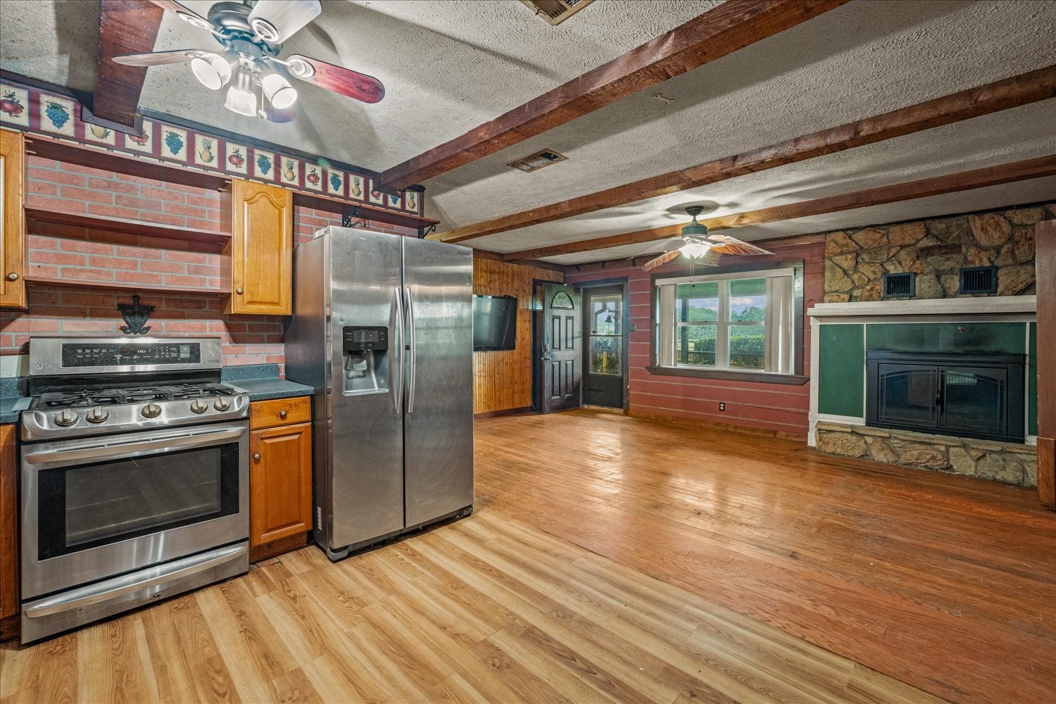 1879 County Road 3302
