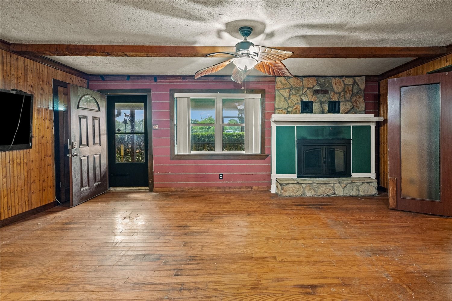1879 County Road 3302