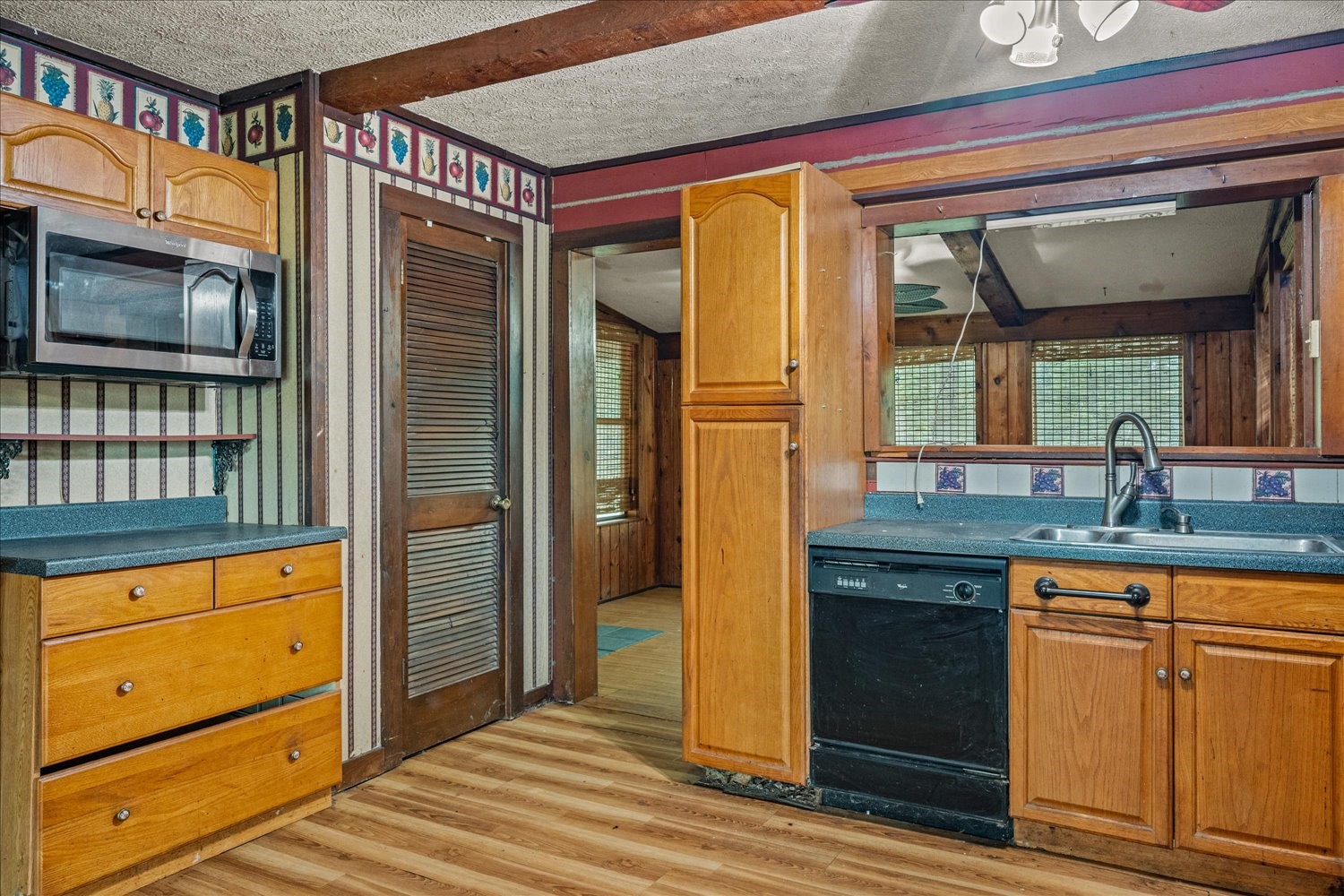 1879 County Road 3302