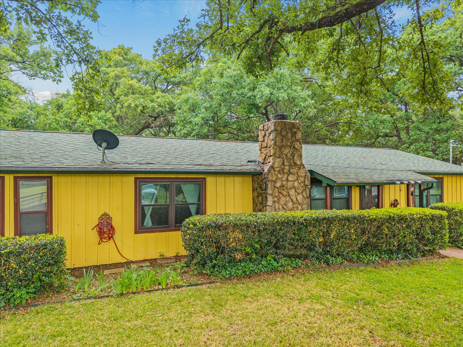 1879 County Road 3302