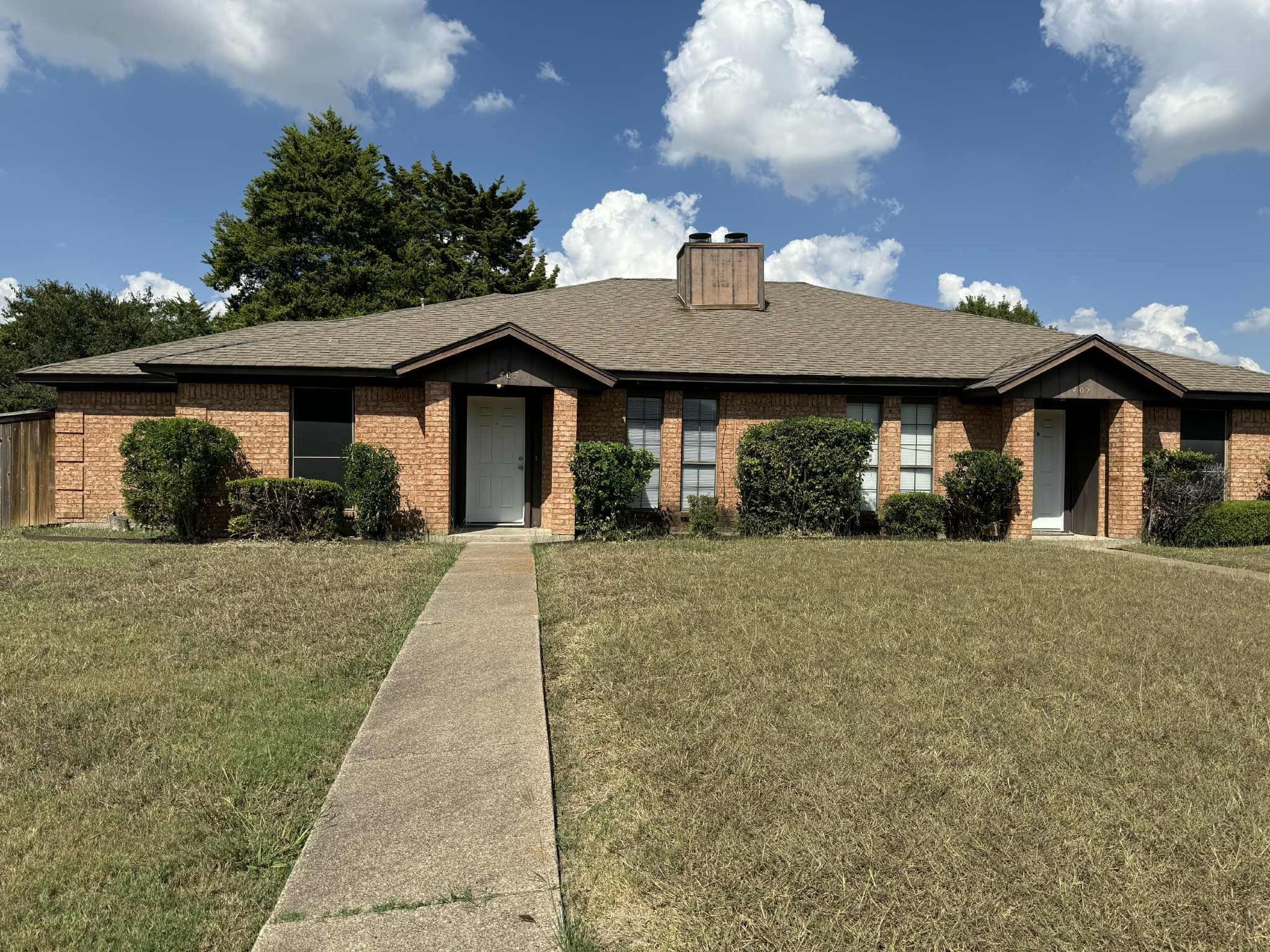 405 Amber Lane