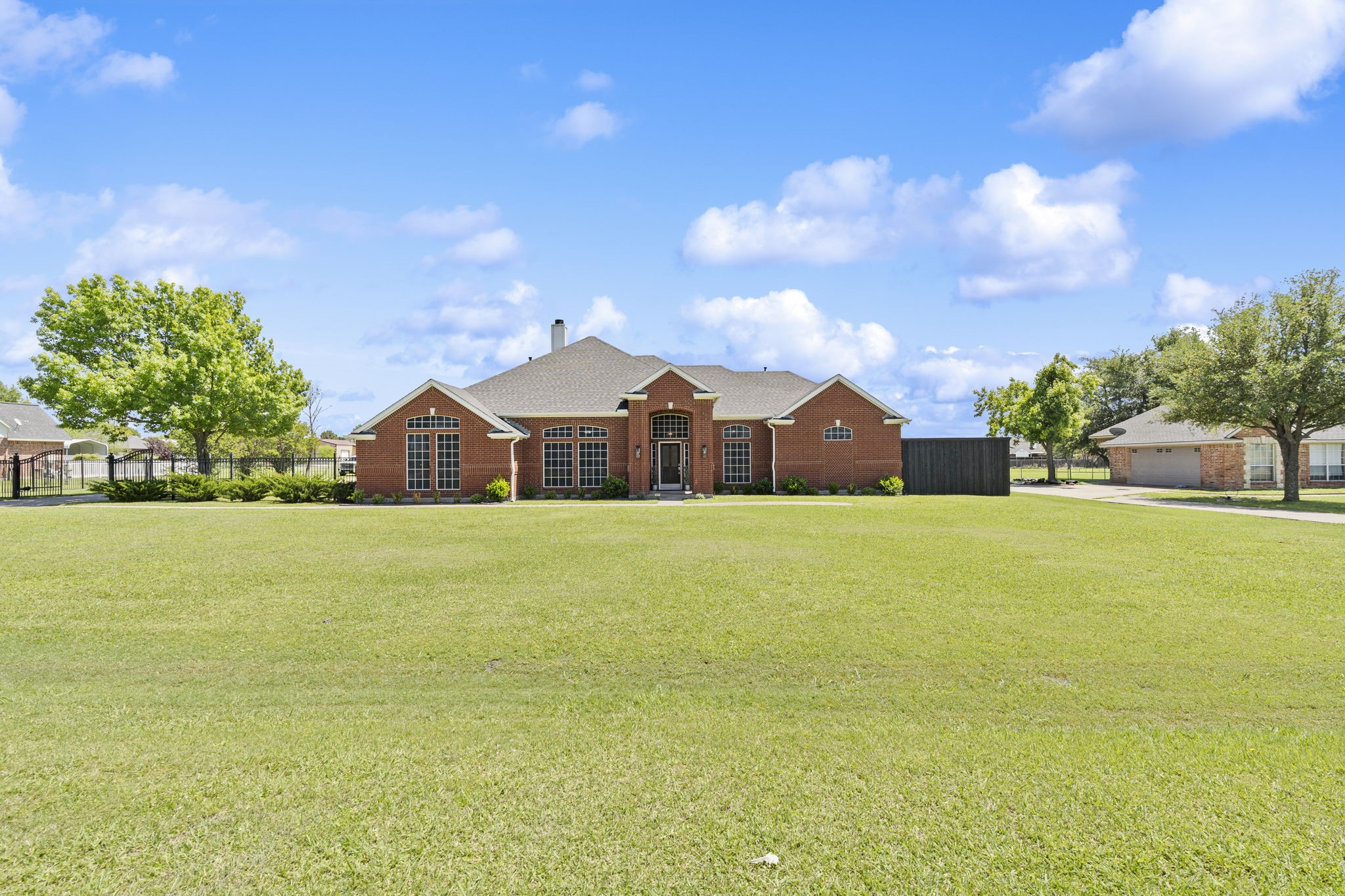10913 Richard Circle