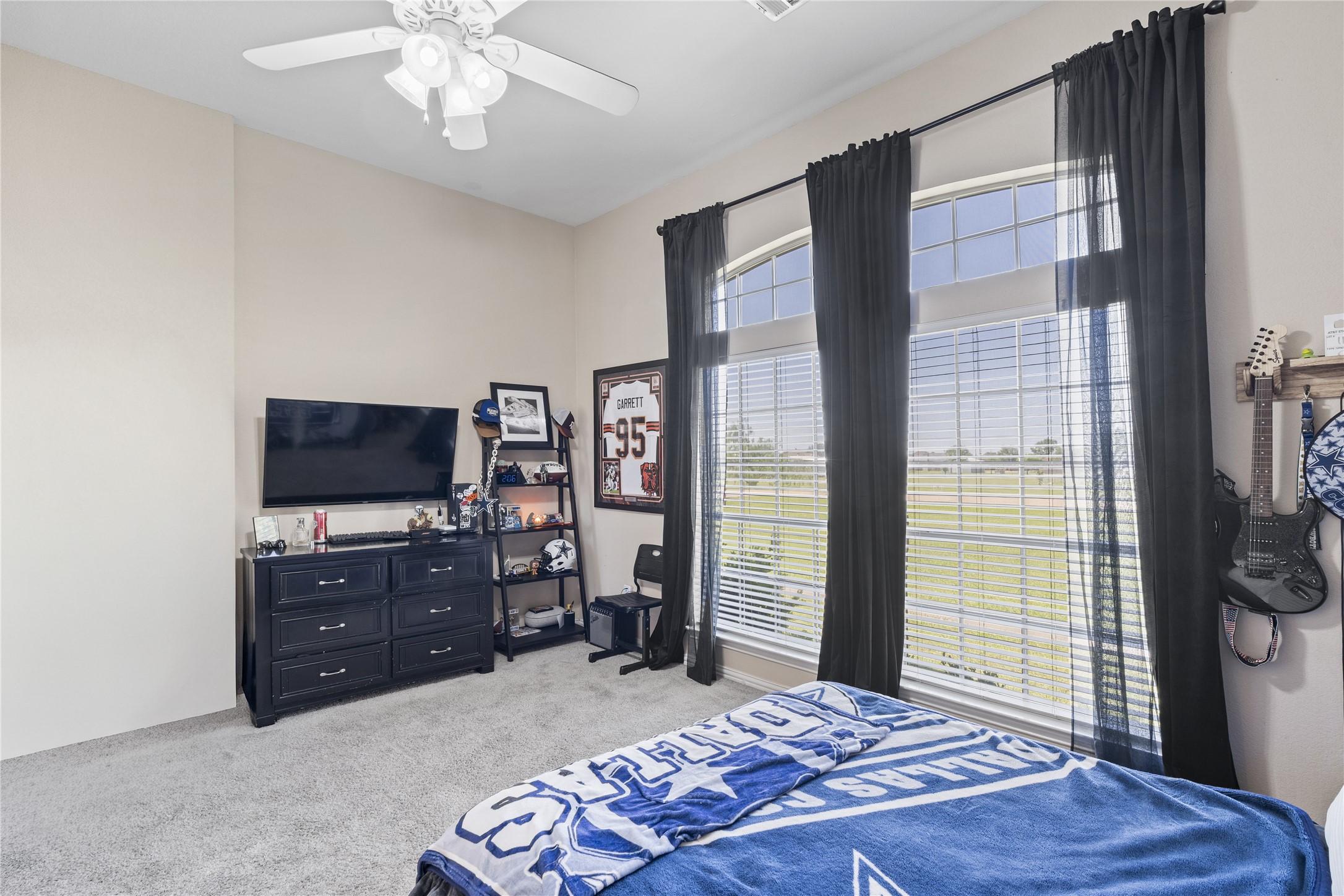 10913 Richard Circle