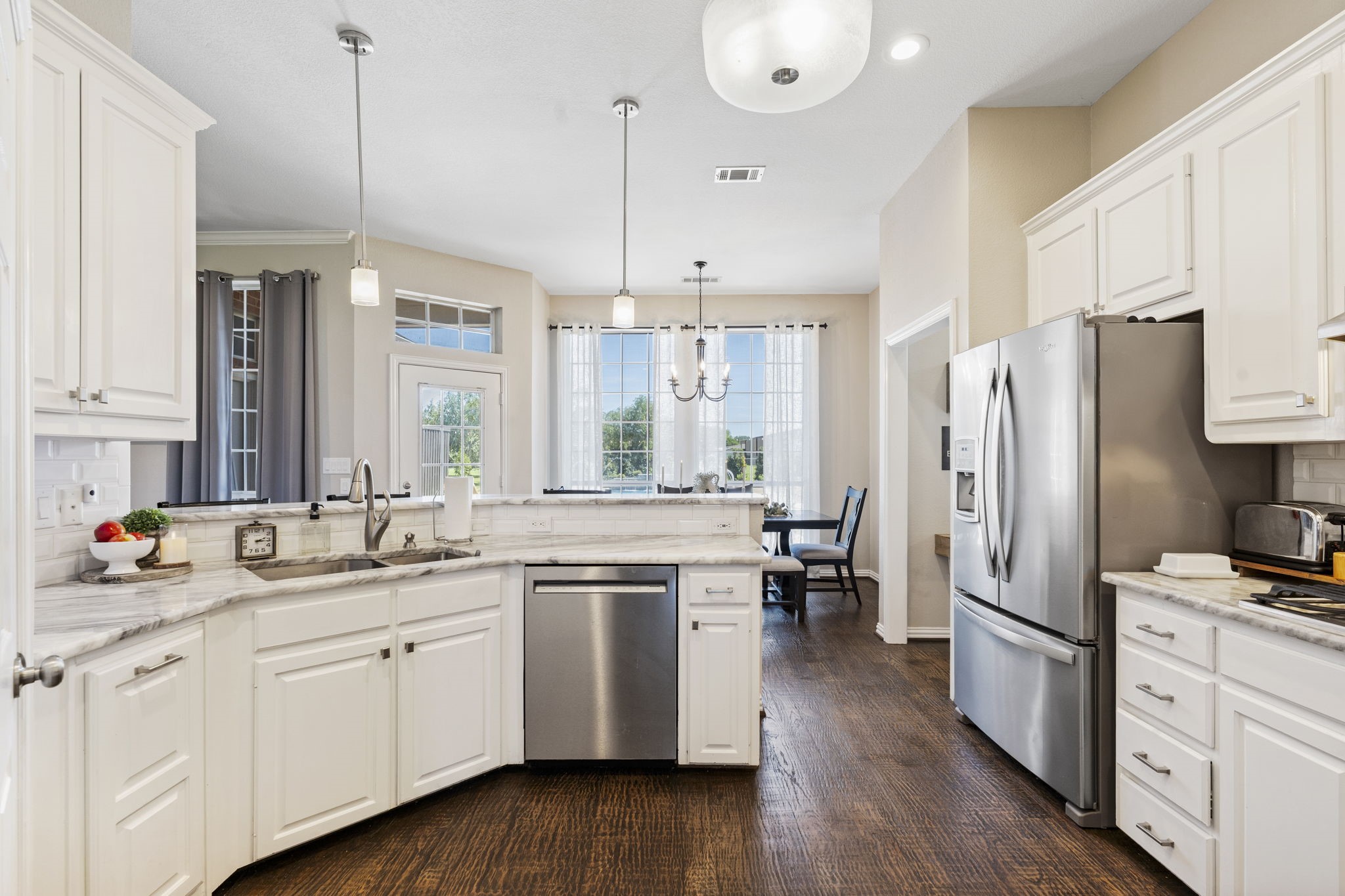 10913 Richard Circle