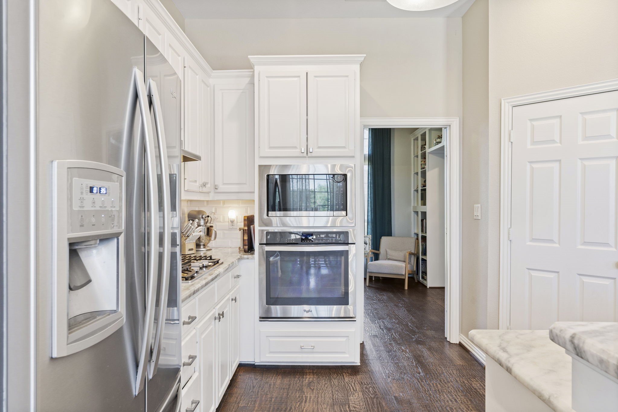 10913 Richard Circle