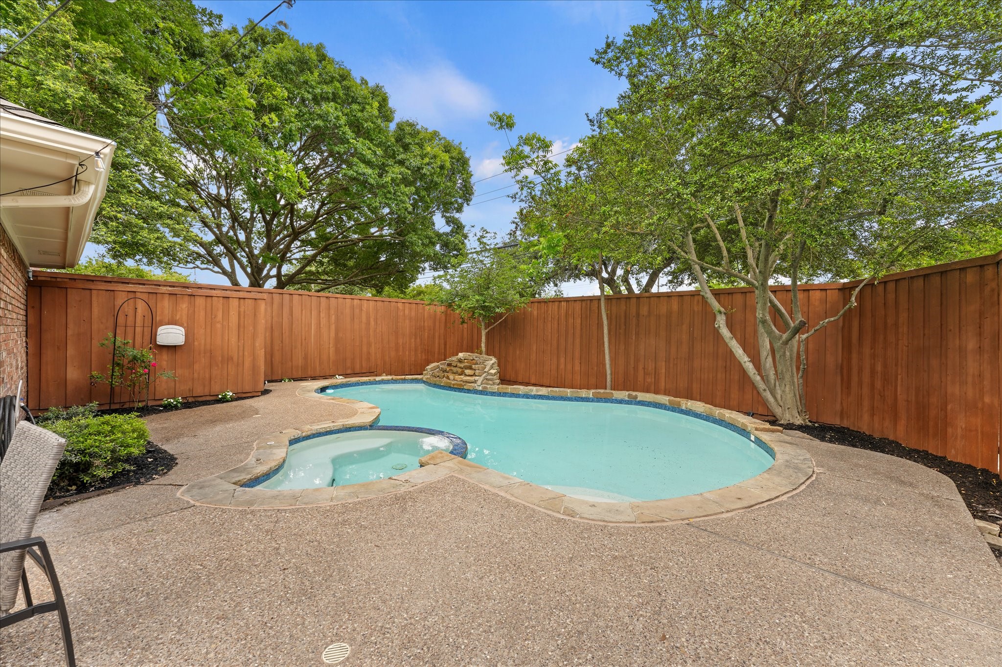 3513 Plymouth Drive
