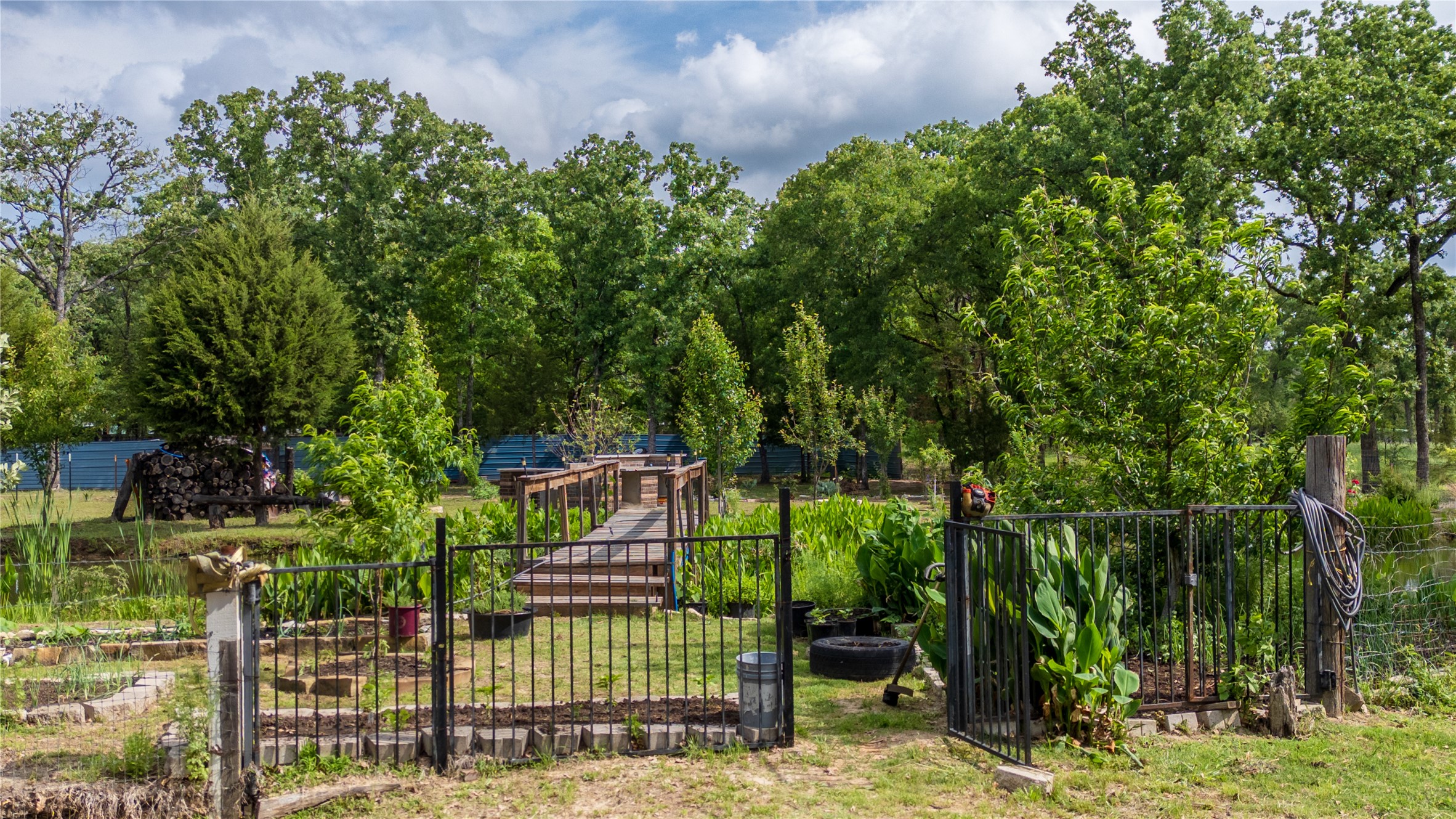 424 Hill Lane