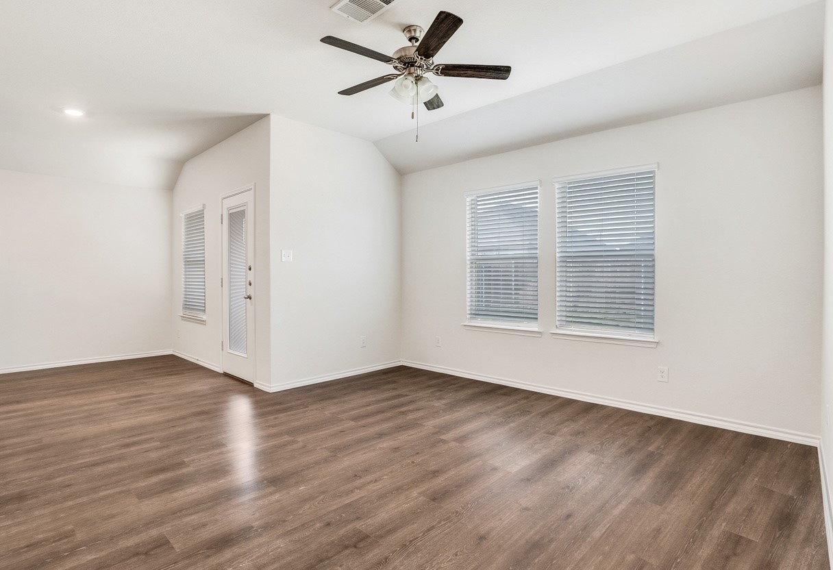 1111 Dewy Glen Lane